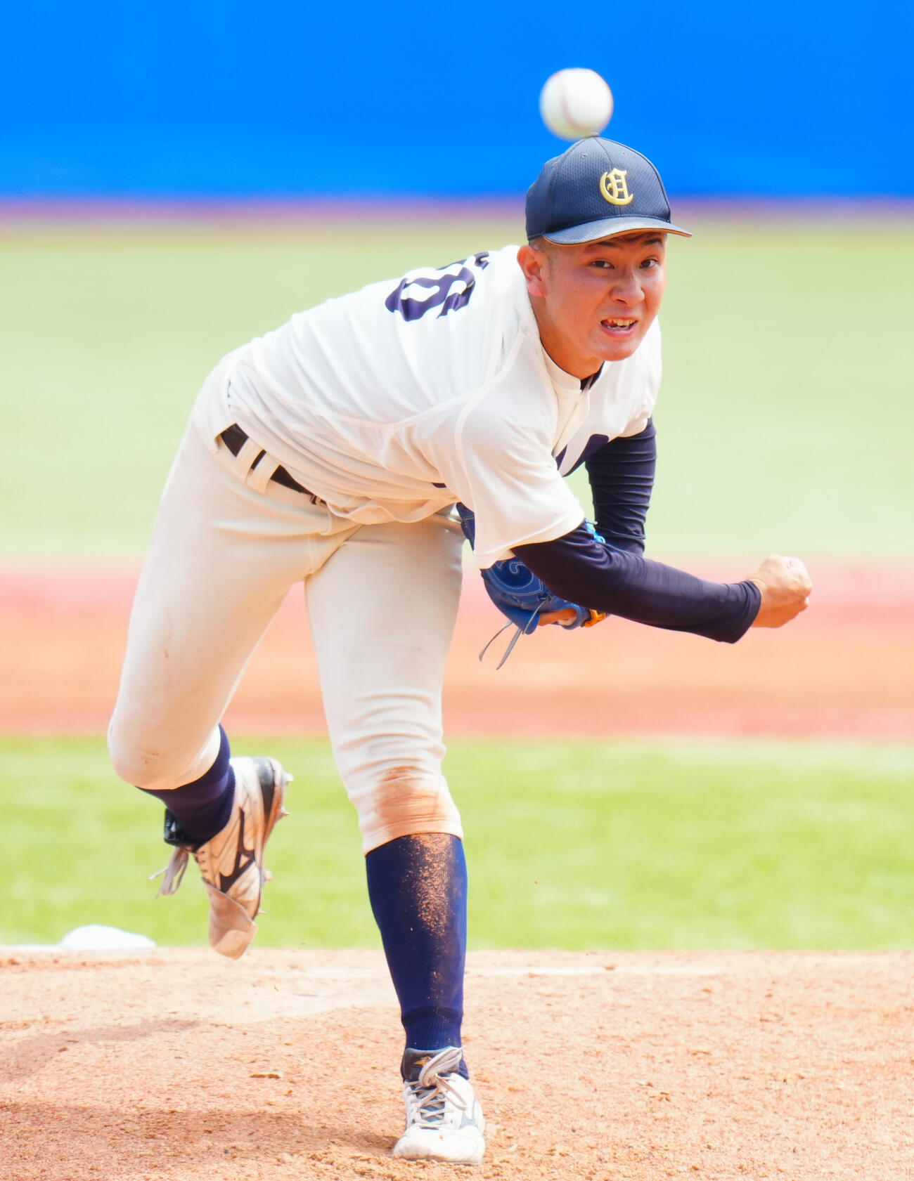 全日本大学野球選手権　準々決勝　大商大対東北福祉大　力投する大商大先発の中山優月（撮影・垰建太）