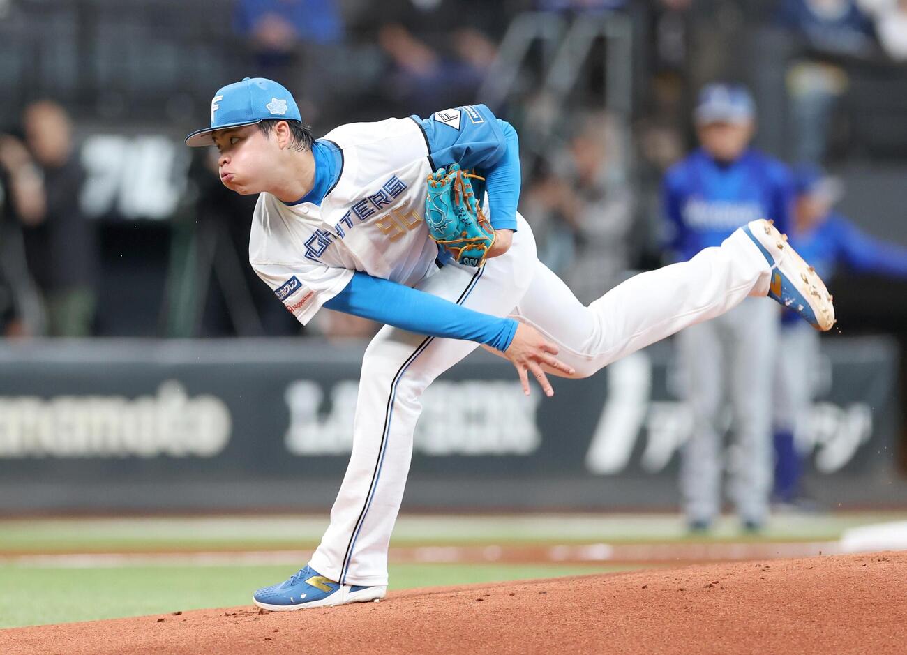 日本ハム対DeNA　日本ハム先発の孫易磊（撮影・黒川智章）