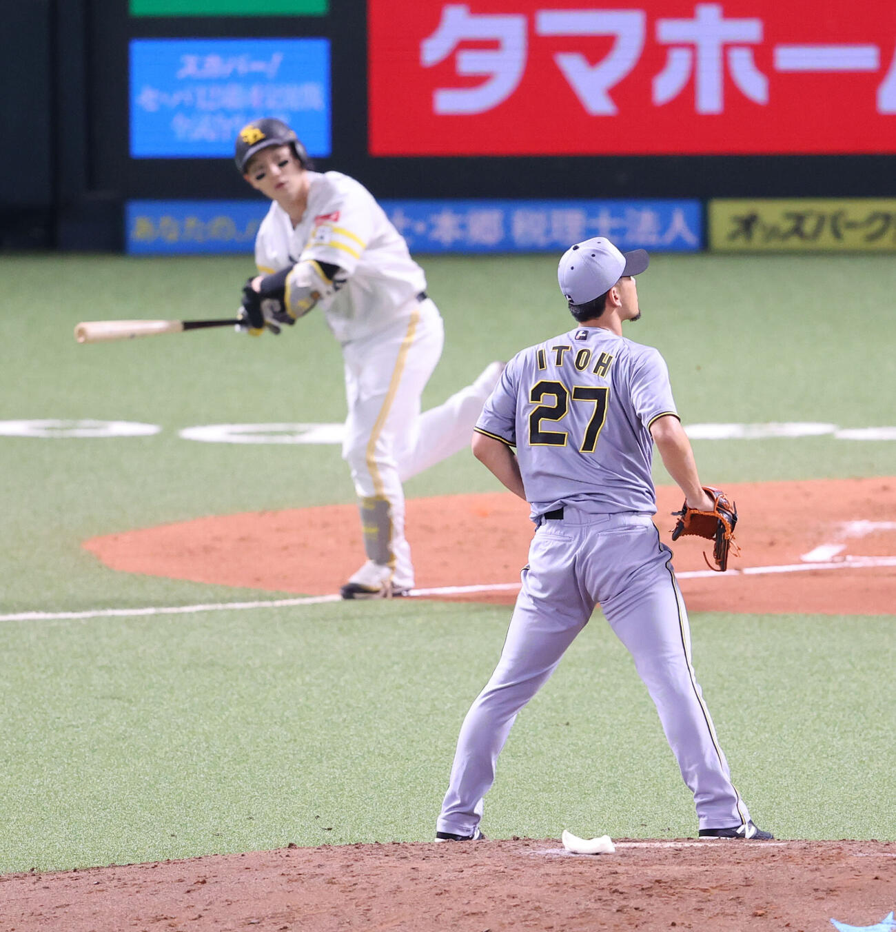 ソフトバンク対阪神　4回裏ソフトバンク無死、正木智也に同点となる左越え本塁打を浴びた伊藤将司（撮影・梅根麻紀）
