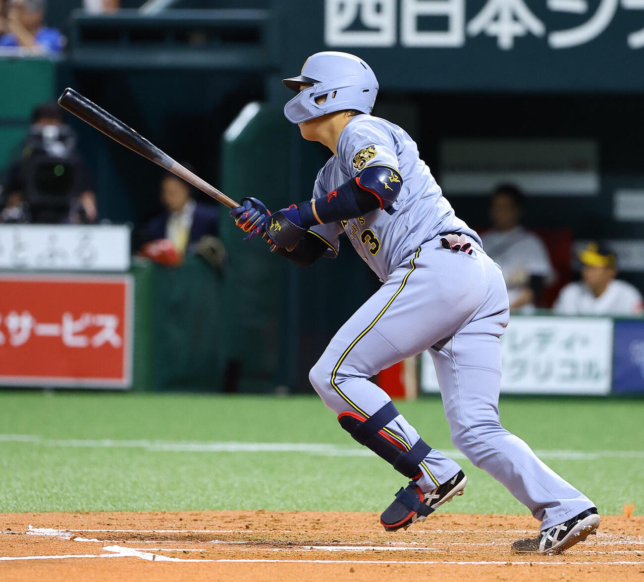 ソフトバンク対阪神　4回表阪神2死、大山悠輔は先制ソロ本塁打を放つ（撮影・上田博志）