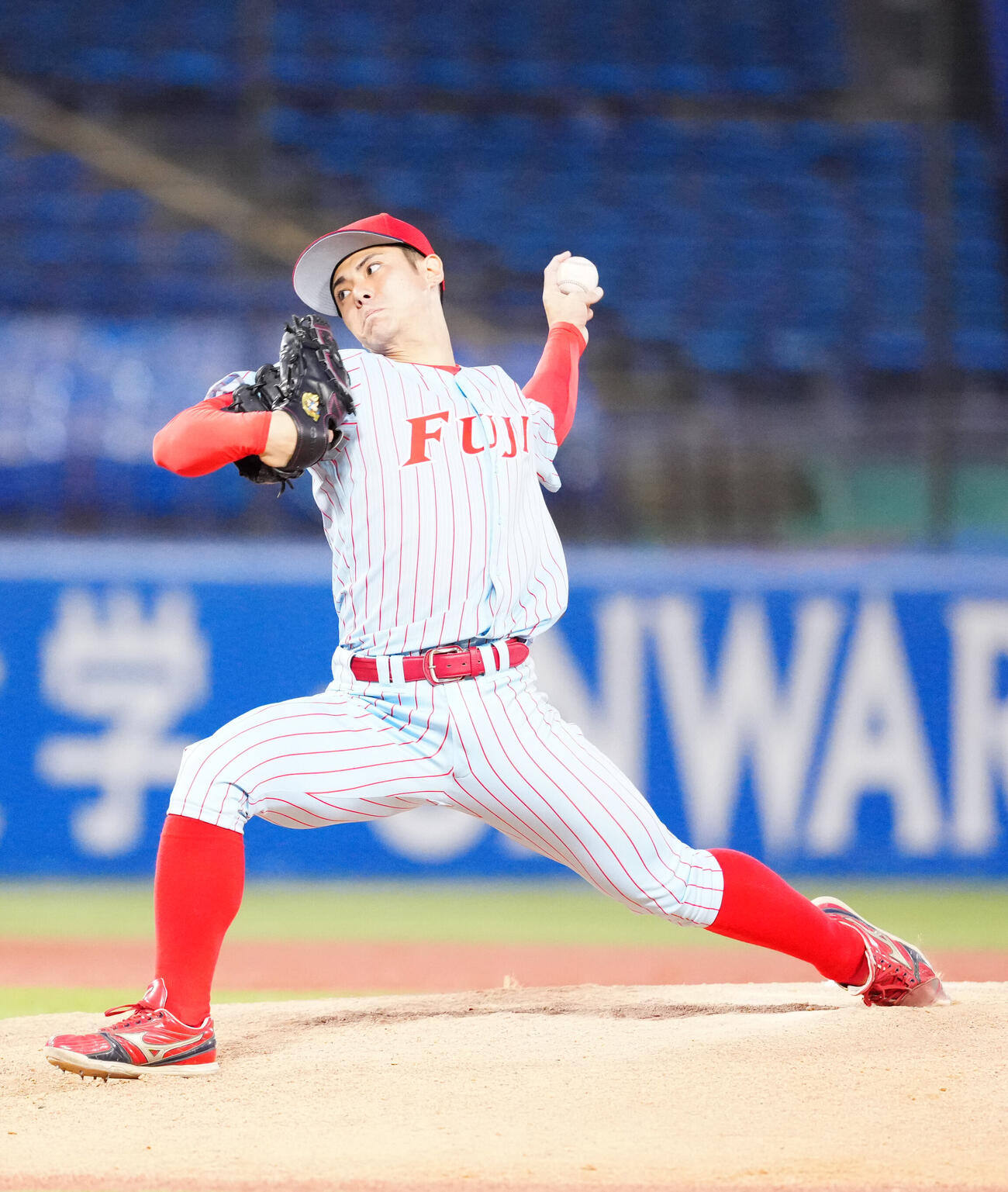 全日本大学野球選手権　準々決勝　富士大対国学院大　富士大2番手の古堅鈴之輔（撮影・江口和貴）