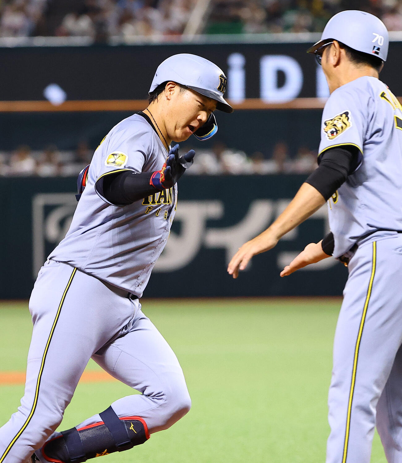 ソフトバンク対阪神　4回表阪神2死、大山悠輔は先制ソロ本塁打を放つ（撮影・上田博志）