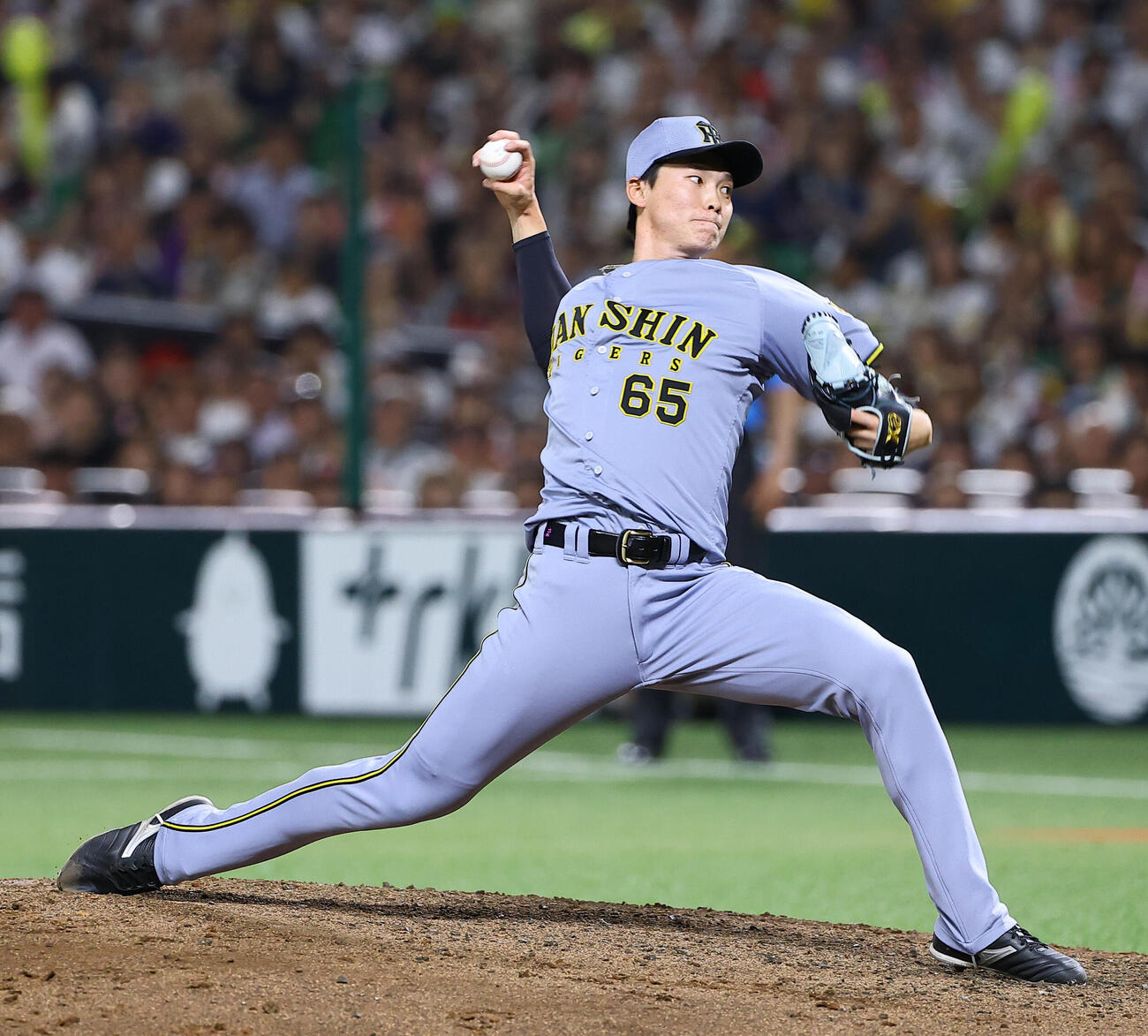 ソフトバンク対阪神　阪神2番手の湯浅京己（撮影・上田博志）
