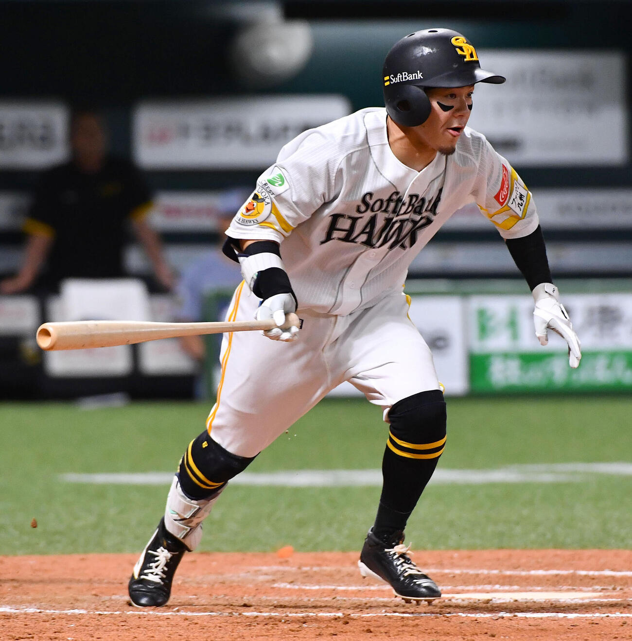 ソフトバンク対阪神　7回裏ソフトバンク2死二塁、牧原大成は勝ち越しの右前適時打を放つ（撮影・岩下翔太）