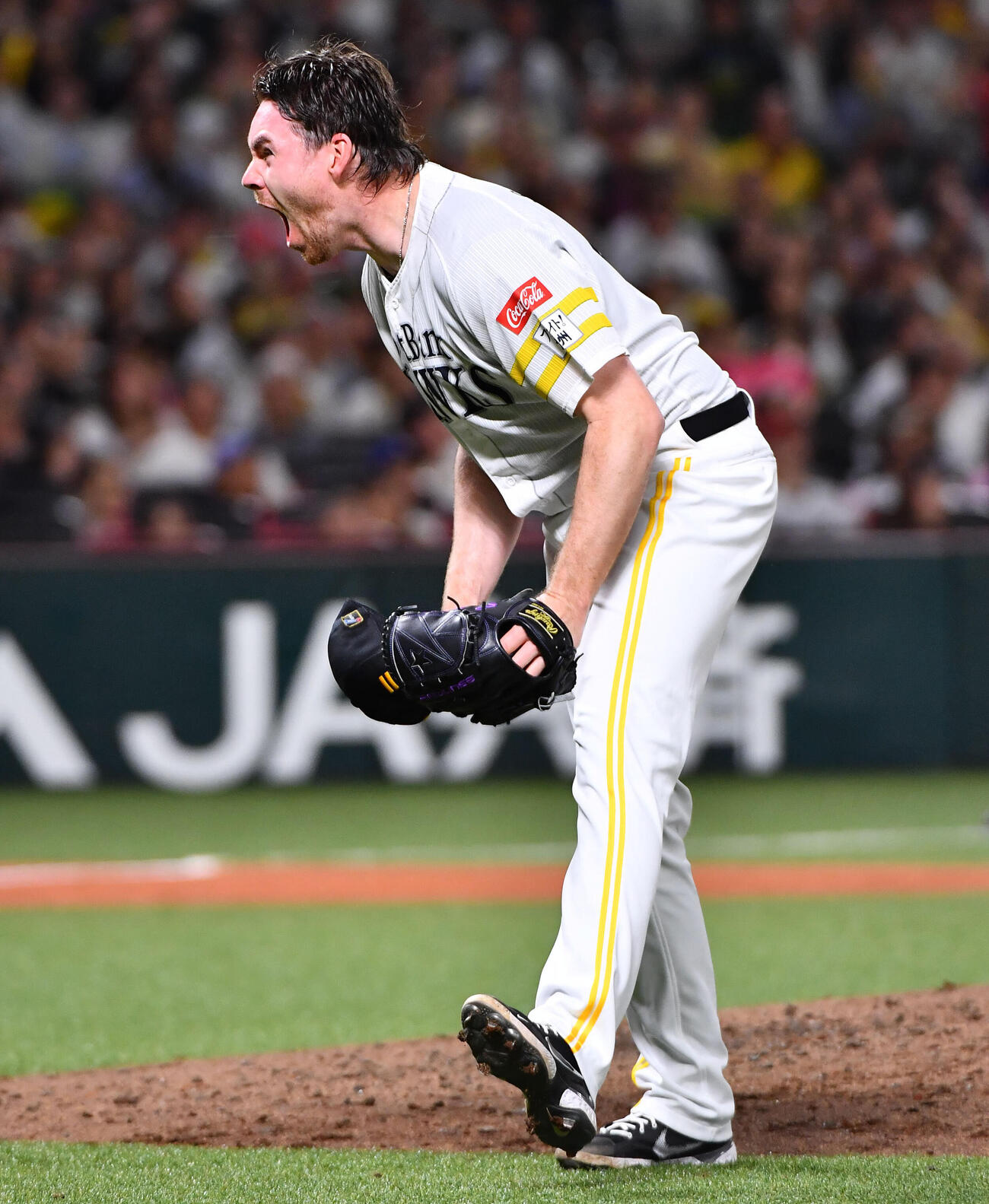 ソフトバンク対阪神　5回表阪神2死一、三塁、中野拓夢を打ち取り、雄たけびをあげるカーター・スチュワート（撮影・岩下翔太）