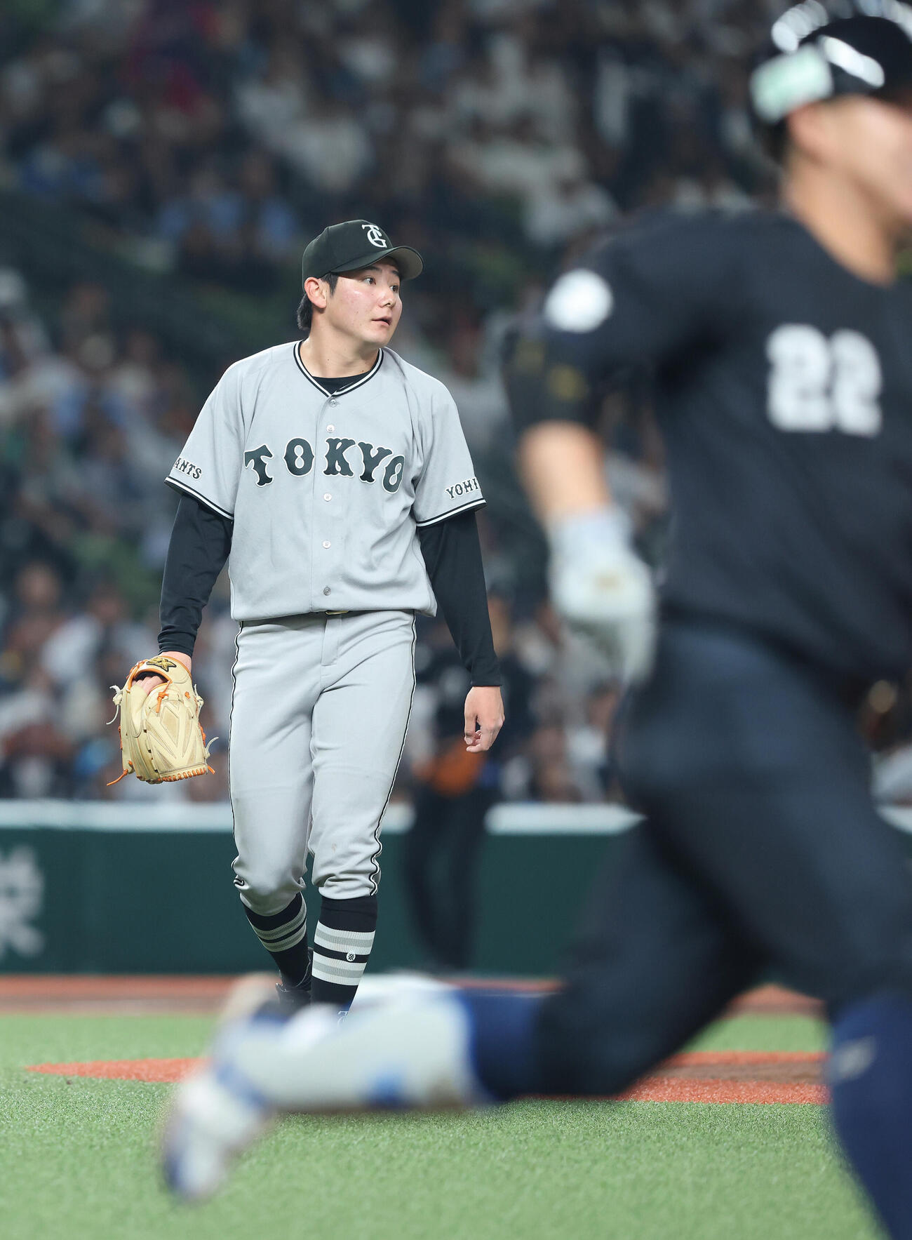 西武対巨人　1回裏西武2死三塁、古賀悠斗を右飛に抑える竹丸和幸（撮影・河田真司）