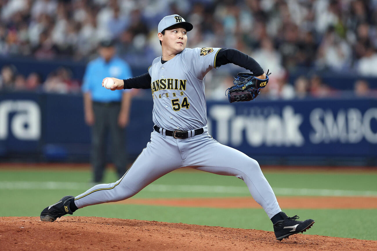オリックス対阪神　阪神2番手の木下里都（撮影・前田充）