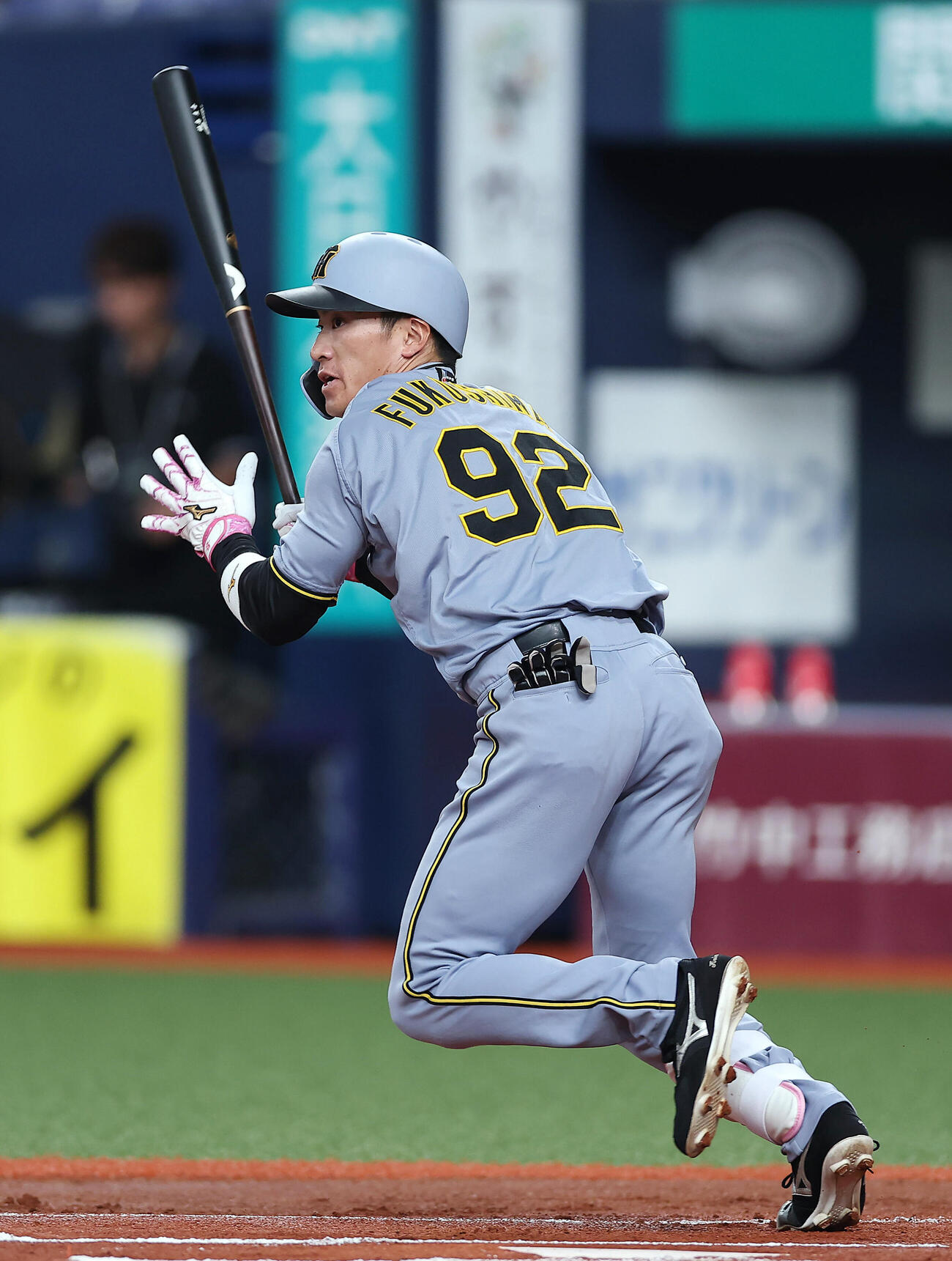 オリックス対阪神　1回表阪神無死、左前打を放つ福島圭音（撮影・前田充）＝2026年6月13日