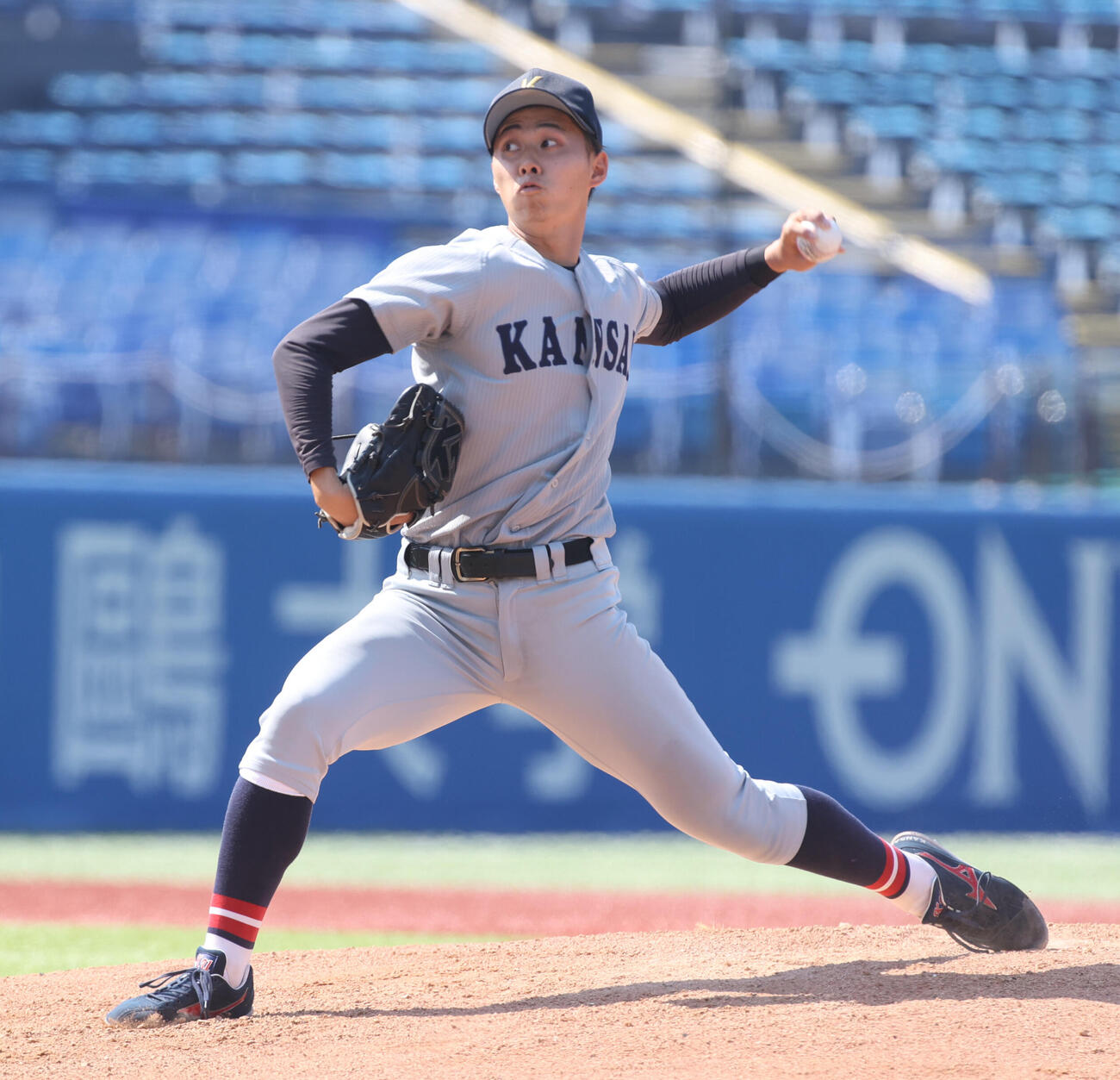 全日本大学野球選手権　準決勝　国学院大対関大　先発した関大・米沢友翔（撮影・柴田隆二）