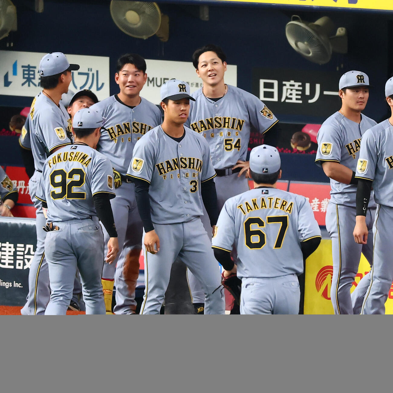オリックス対阪神　7回裏オリックス2死一、二塁、畠世周に変わって緊急登板した木下里都は太田椋を三振に仕留めピンチを切り抜けた（撮影・加藤哉）