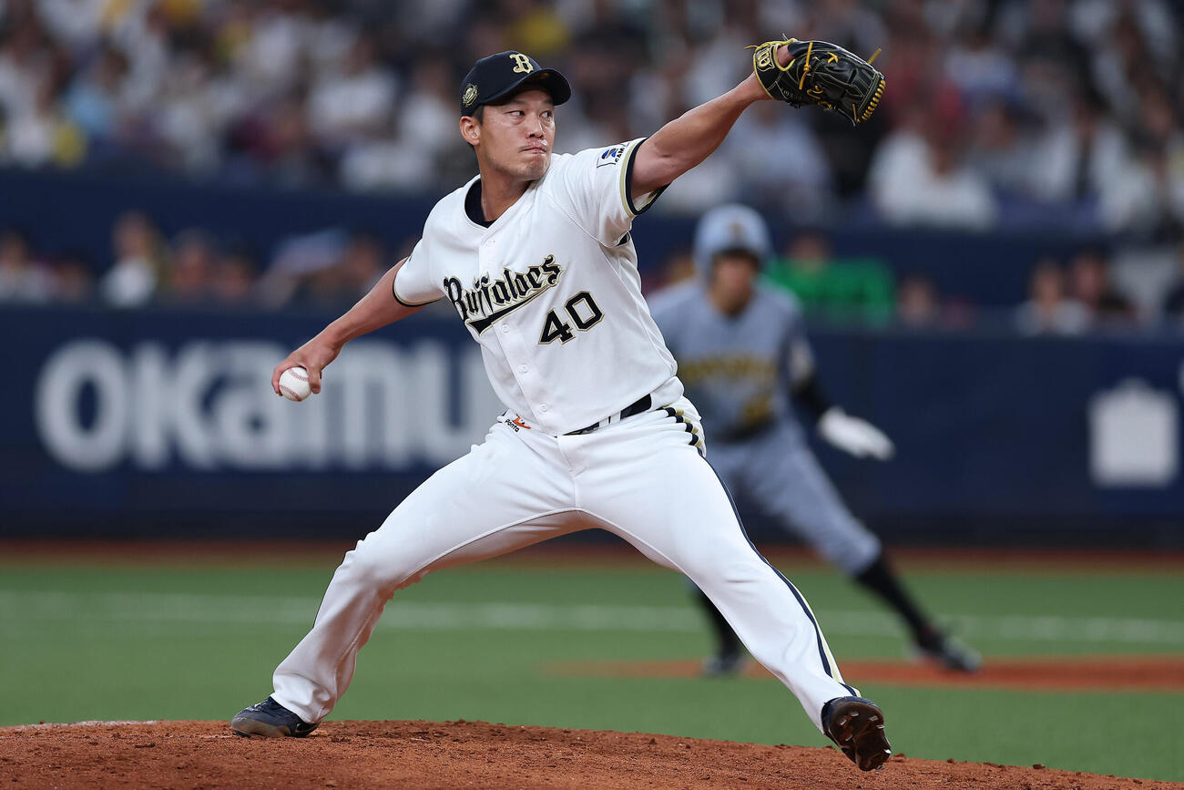 オリックス対阪神　オリックス4番手の岩崎翔（撮影・前田充）