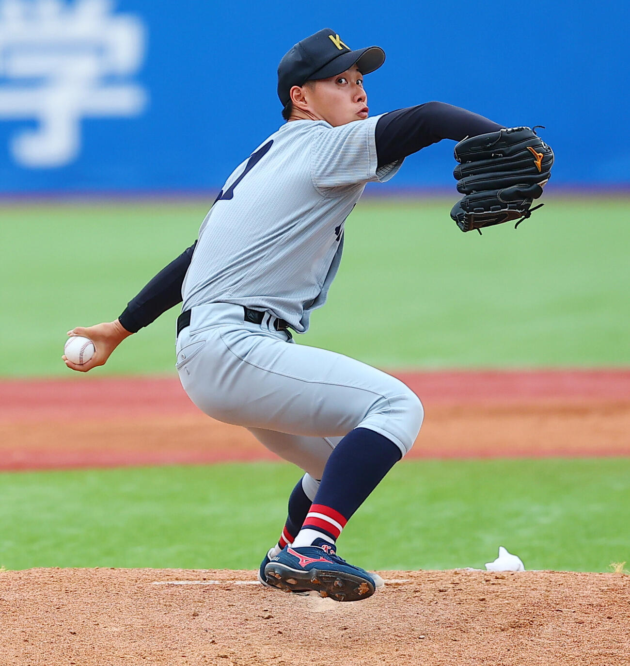 全日本大学野球選手権　決勝　関大対慶大　る関大先発の米沢友翔（撮影・野上伸悟）