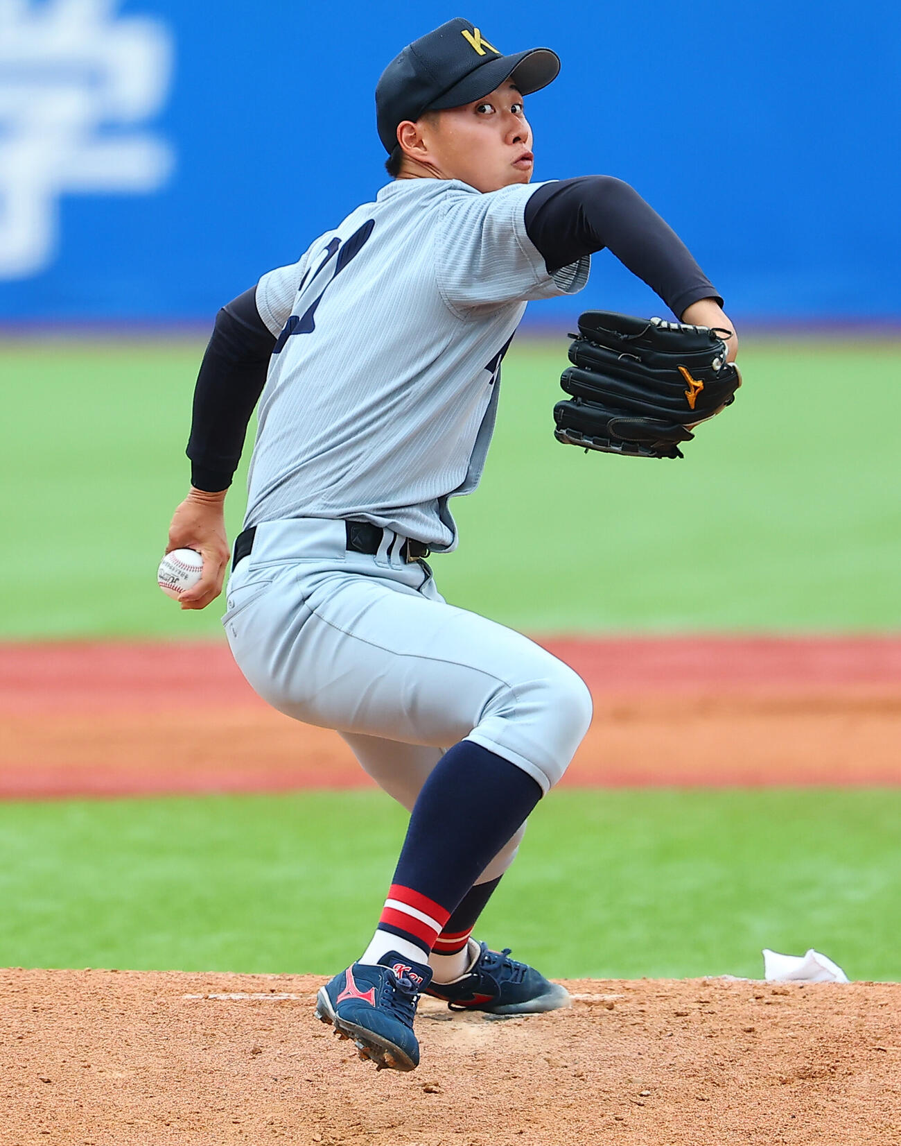 全日本大学野球選手権　決勝　関大対慶大　る関大先発の米沢友翔（撮影・野上伸悟）