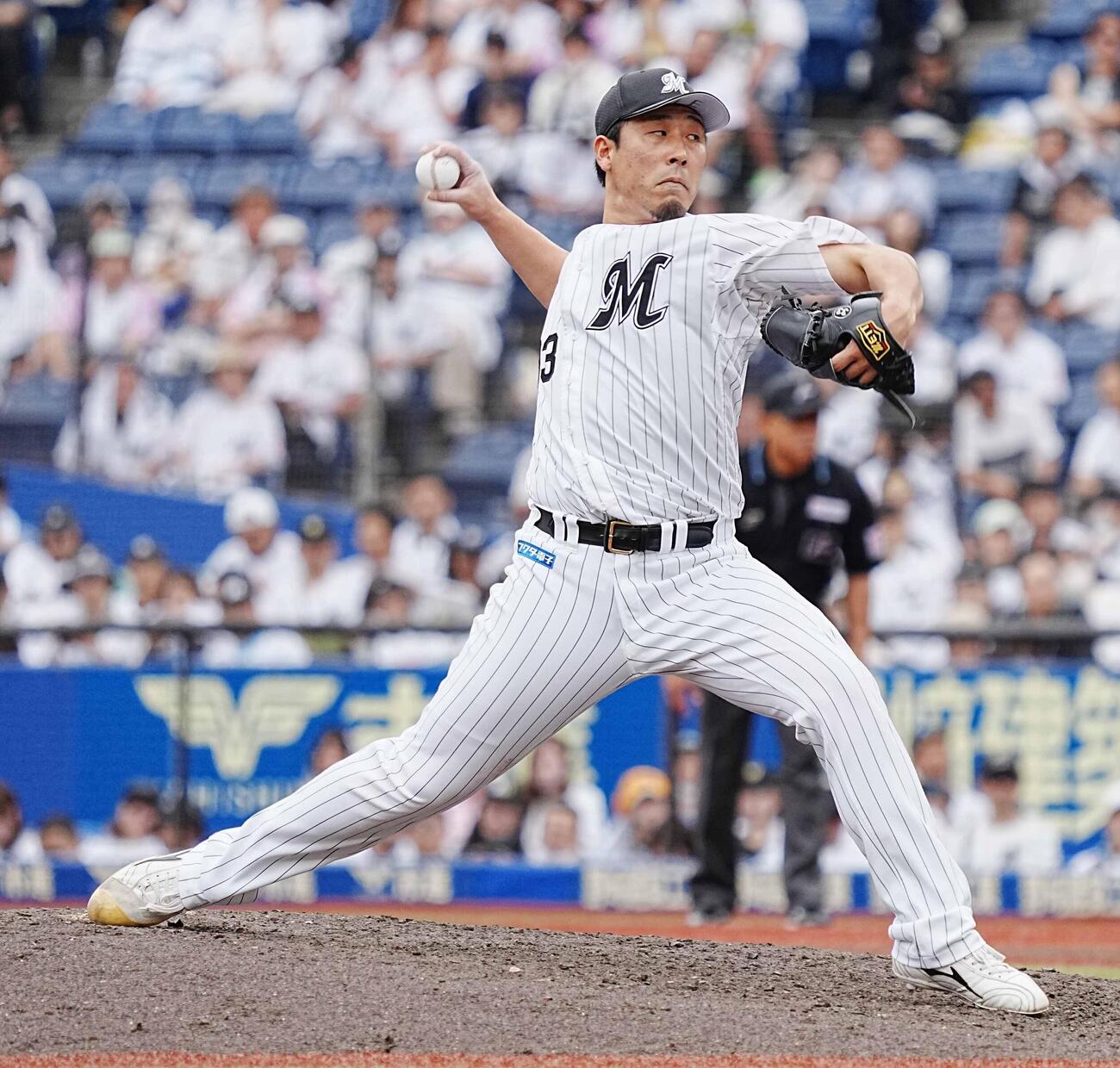 ロッテ対DeNA　ロッテ3番手で登板した八木彬（撮影・小沢裕）　＝2026年6月14日
