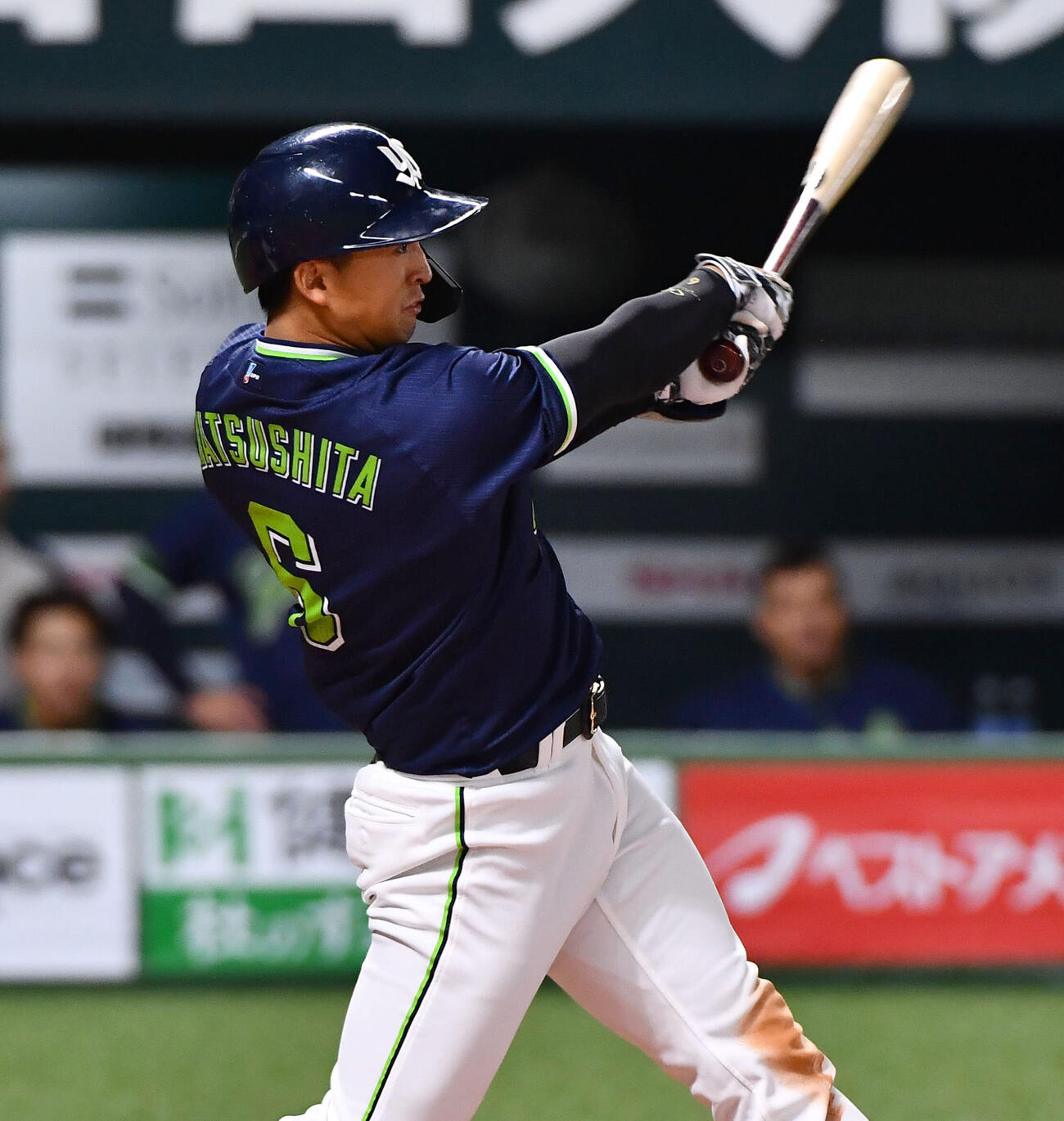 ソフトバンク対ヤクルト　6回表ヤクルト2死二塁、松下歩叶は左前適時打を放つ（撮影・岩下翔太）