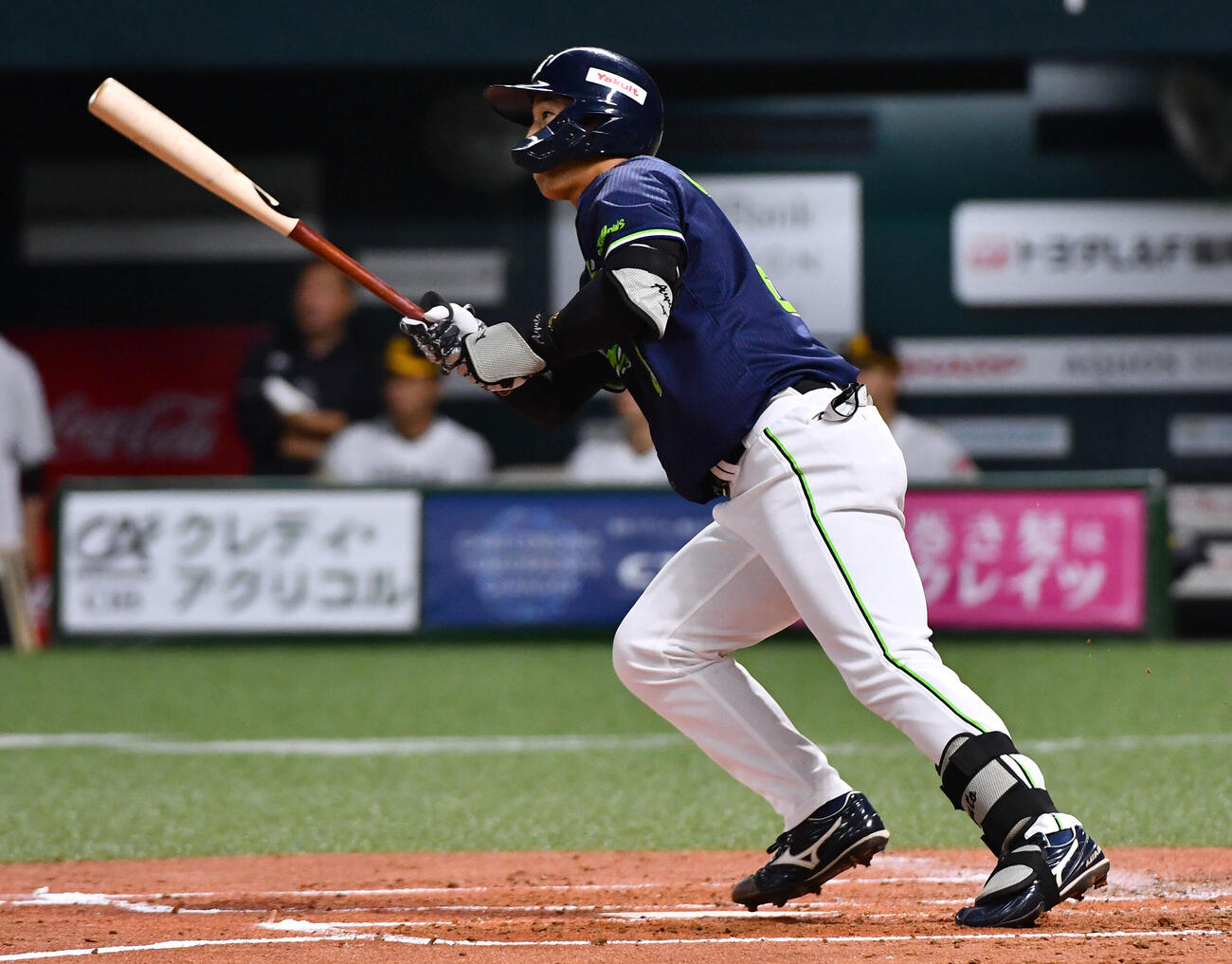 ソフトバンク対ヤクルト　2回表ヤクルト2死満塁、松下歩叶は先制の中前2点適時打を放つ（撮影・岩下翔太）