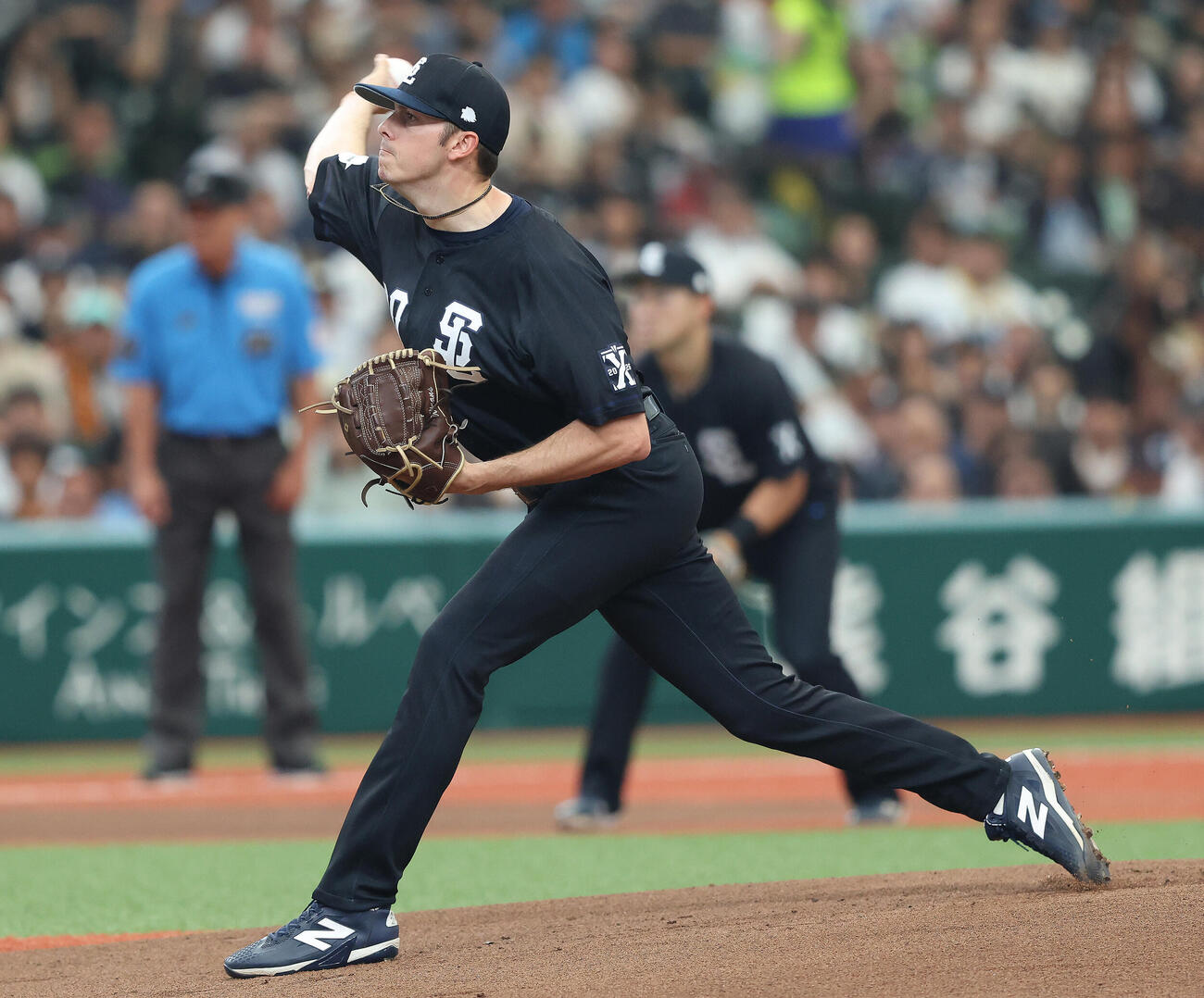 交流戦　西武対巨人　先発登板する西武ワイナンス（撮影・河田真司）