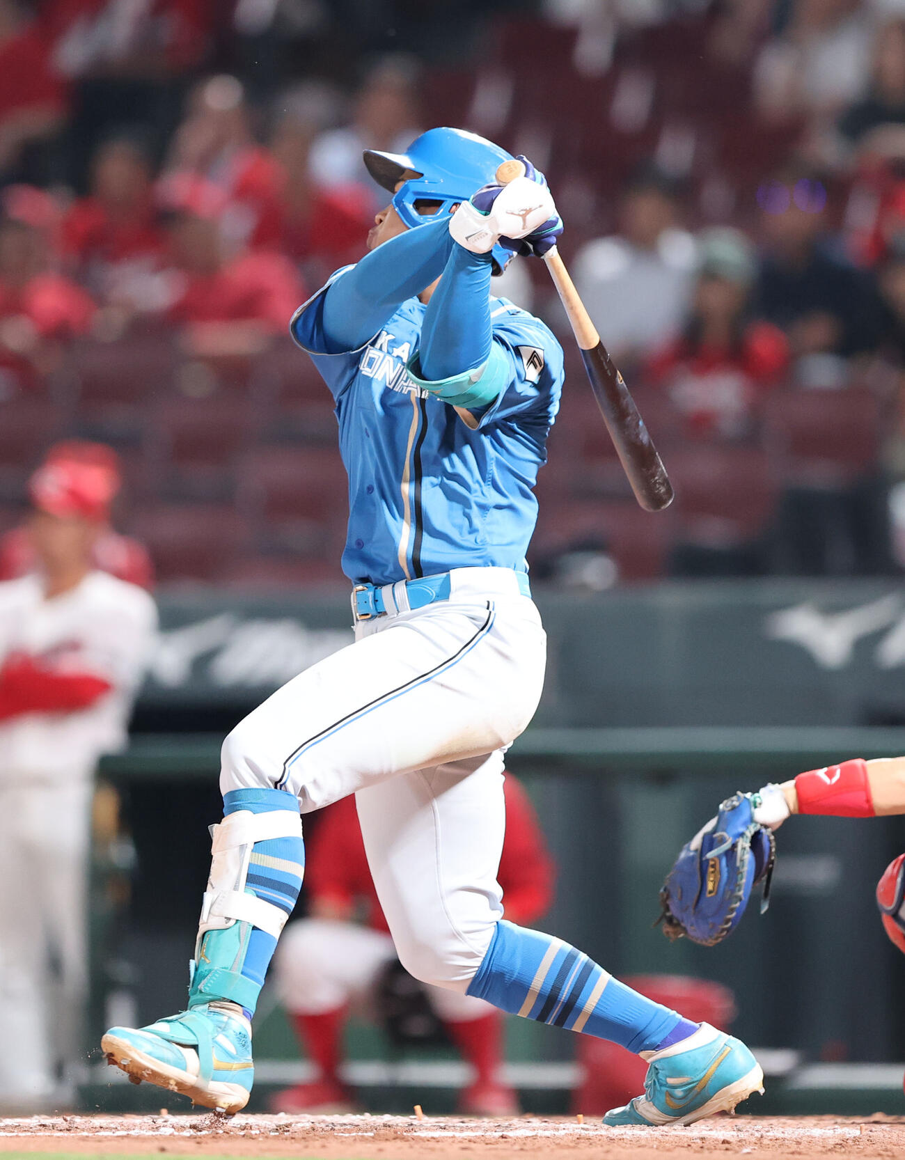 広島対日本ハム　9回表日本ハム1死、万波中正は右越え本塁打を放つ（撮影・梅根麻紀）