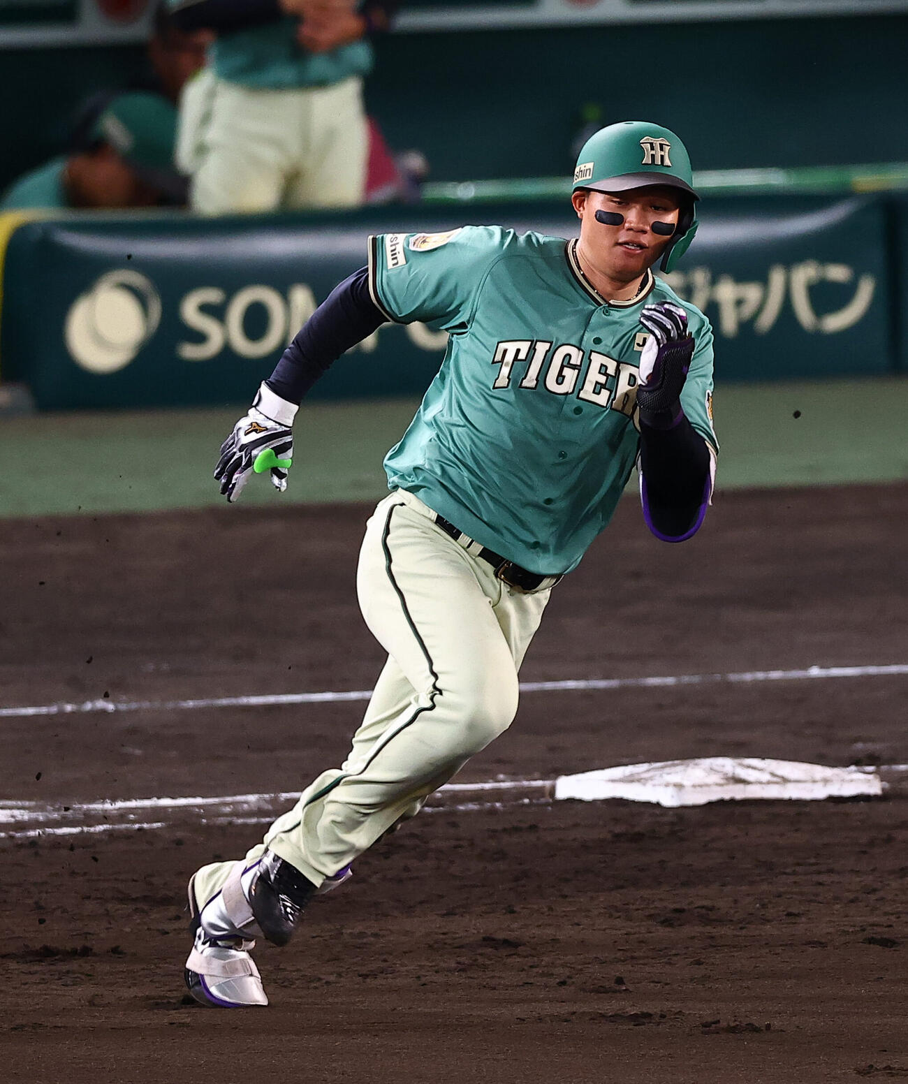 阪神対楽天　7回裏阪神2死二塁、森下翔太は適時二塁打を放つ（撮影・上田博志)　甲子園球場、阪神対楽天3回戦
