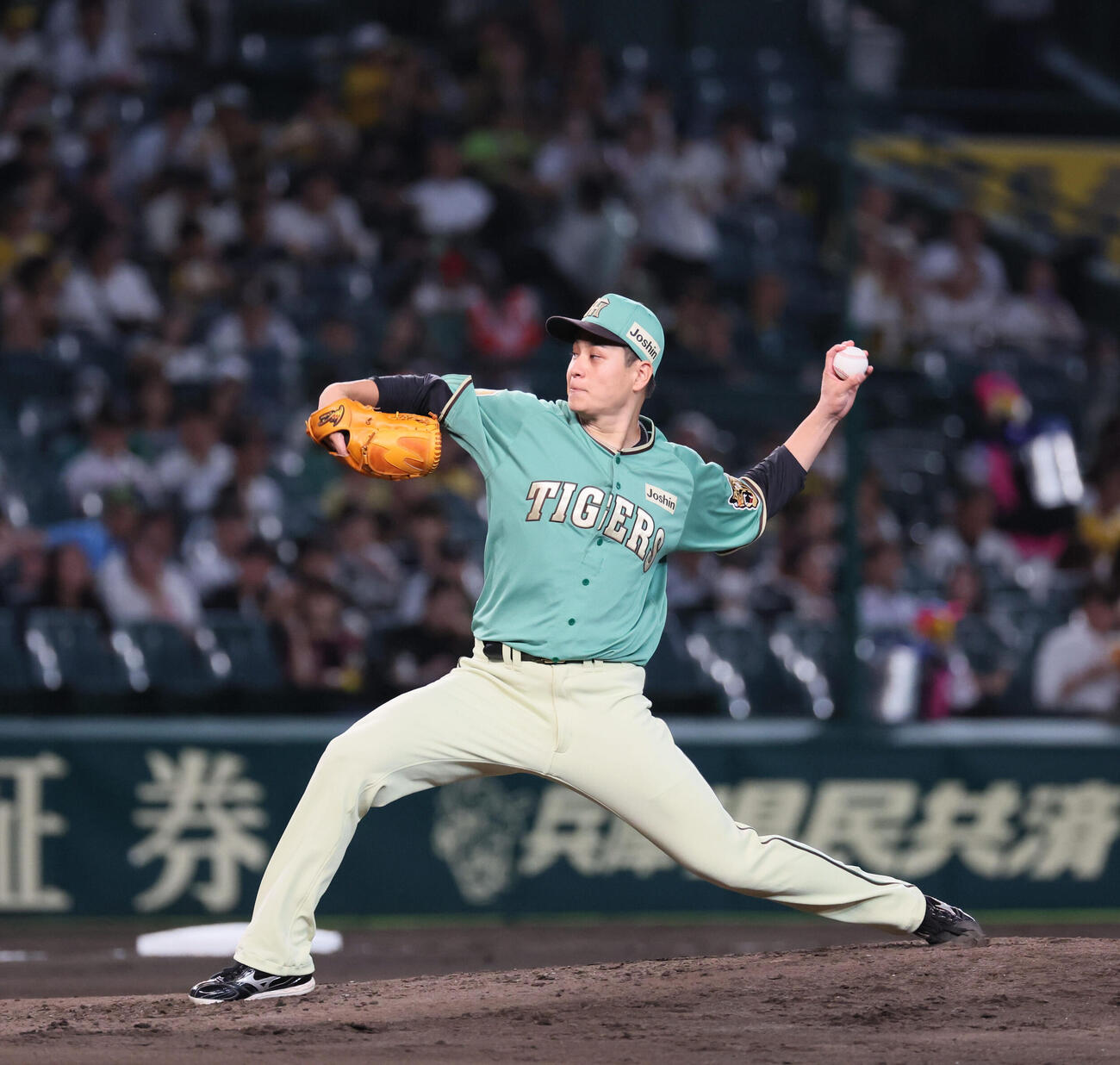 阪神対楽天　阪神先発の大竹耕太郎は6回を無失点に抑える（撮影・宮崎幸一）