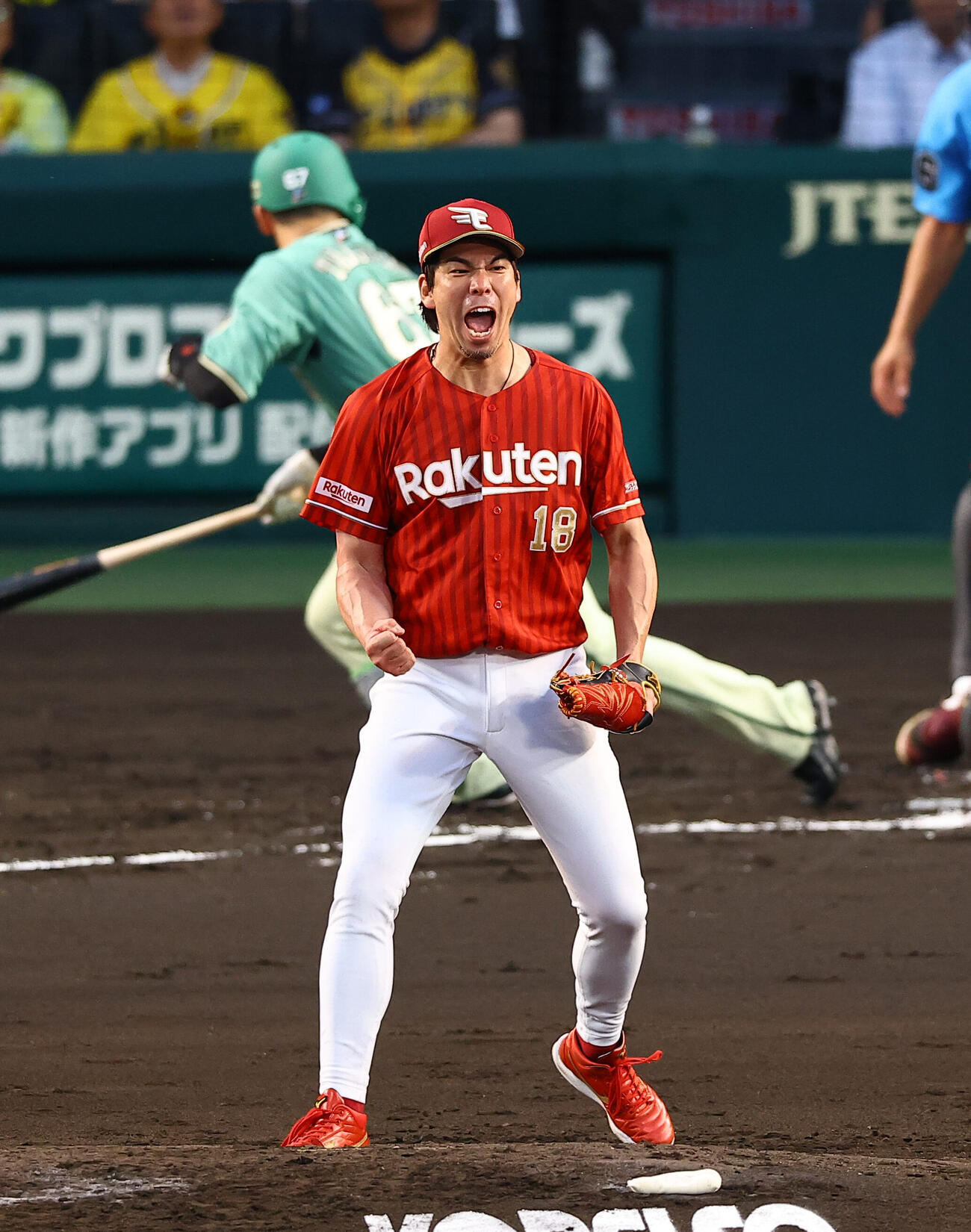 阪神対楽天　4回裏阪神2死二塁、高寺望夢から三振を奪い雄たけびを上げる前田健太（撮影・上田博志)　甲子園球場、阪神対楽天3回戦