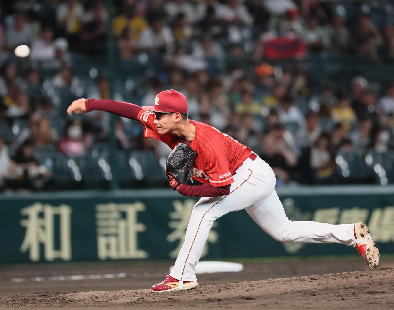 阪神対楽天　楽天2番手の藤原聡大（撮影・宮崎幸一）