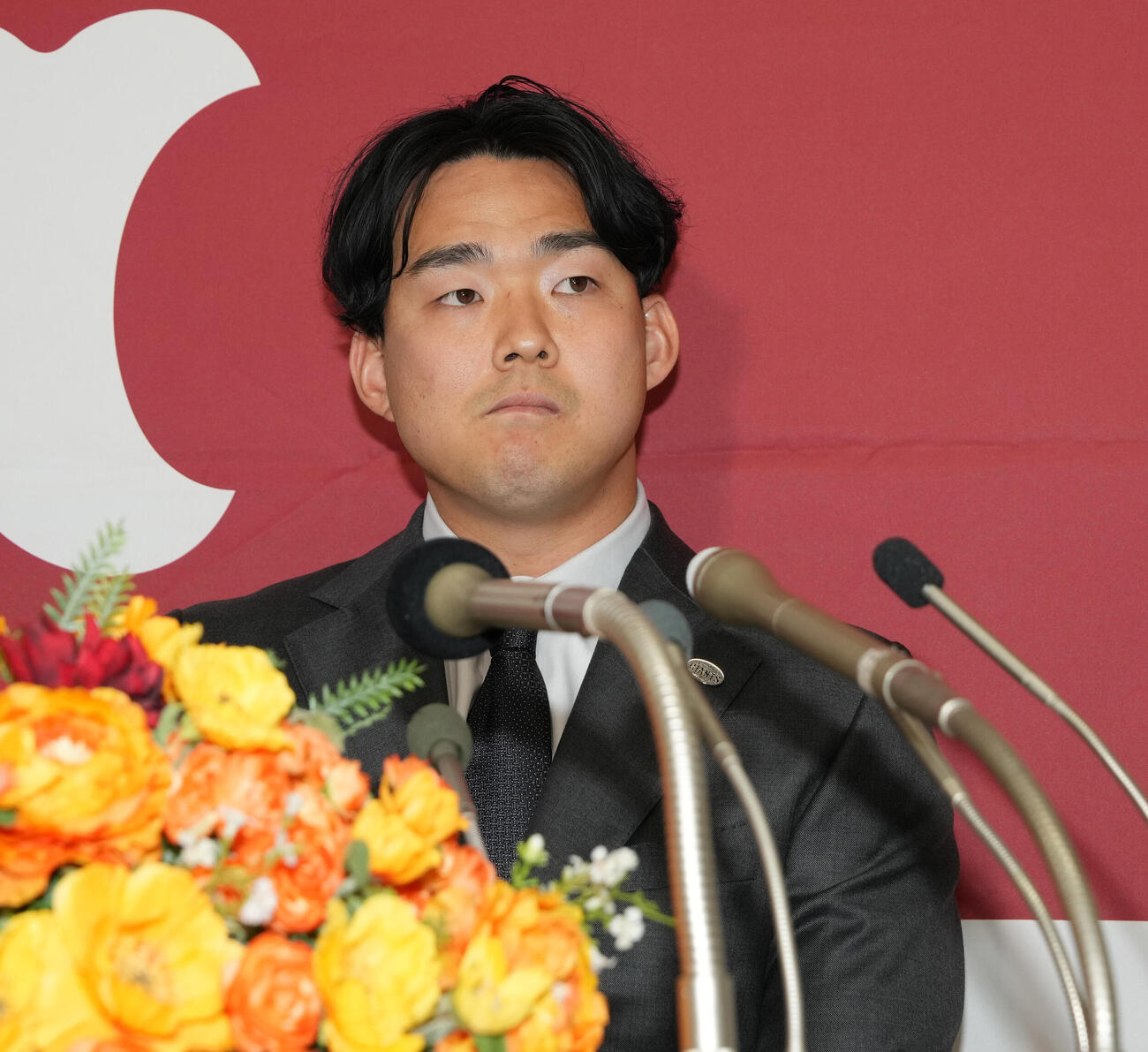 巨人入団会見に臨む小笠原慎之介（撮影・小島史椰）　東京ドーム、巨人入団会見