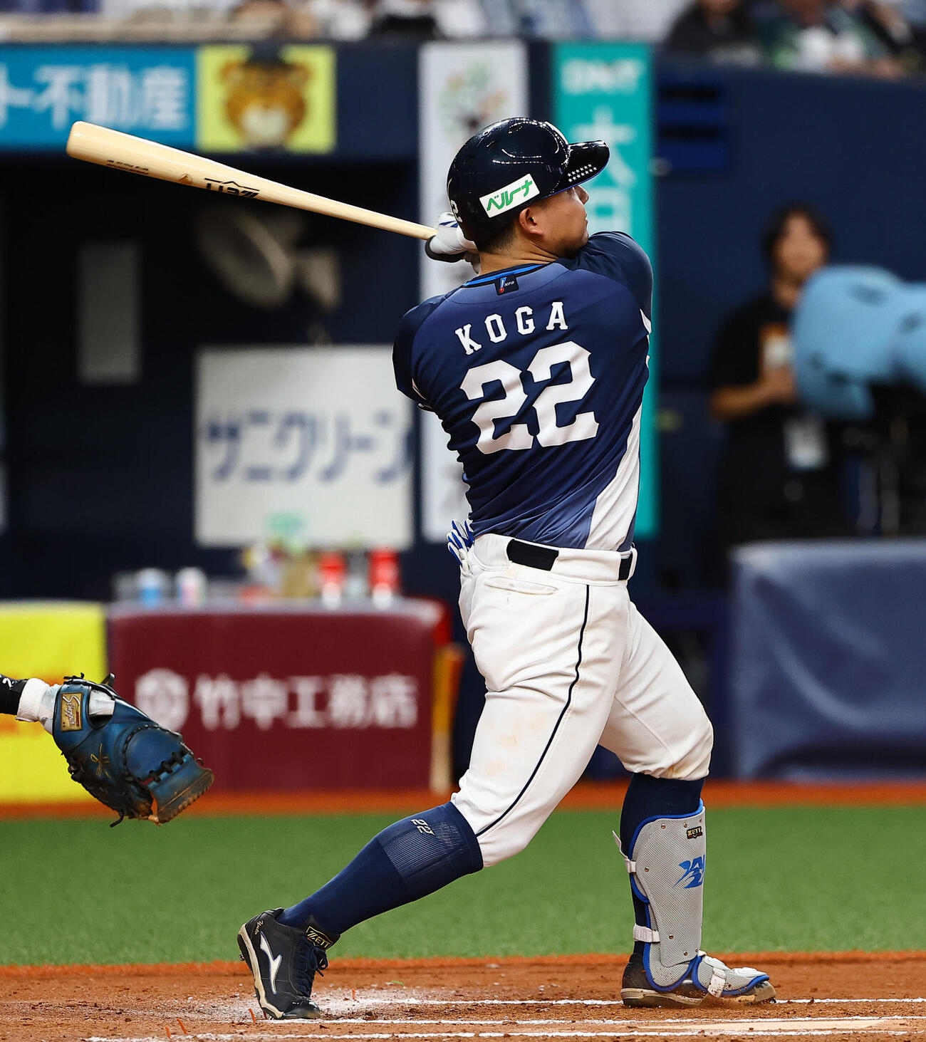 オリックス対西武　6回表西武1死二塁、古賀悠斗は2点本塁打を放つ（撮影・上田博志)　