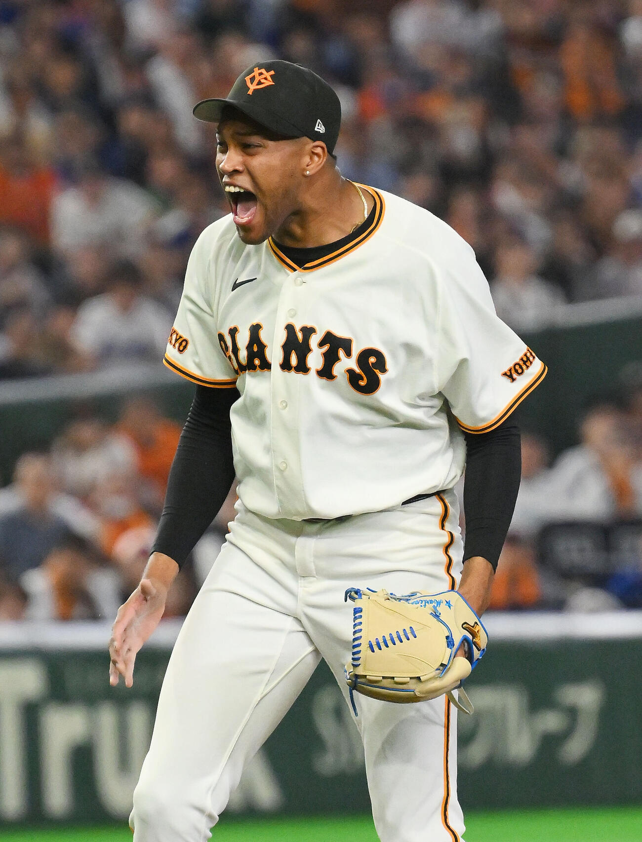 巨人対中日　9回表、巨人3番手で登板し試合を締めたライデル・マルティネス（撮影・滝沢徹郎）