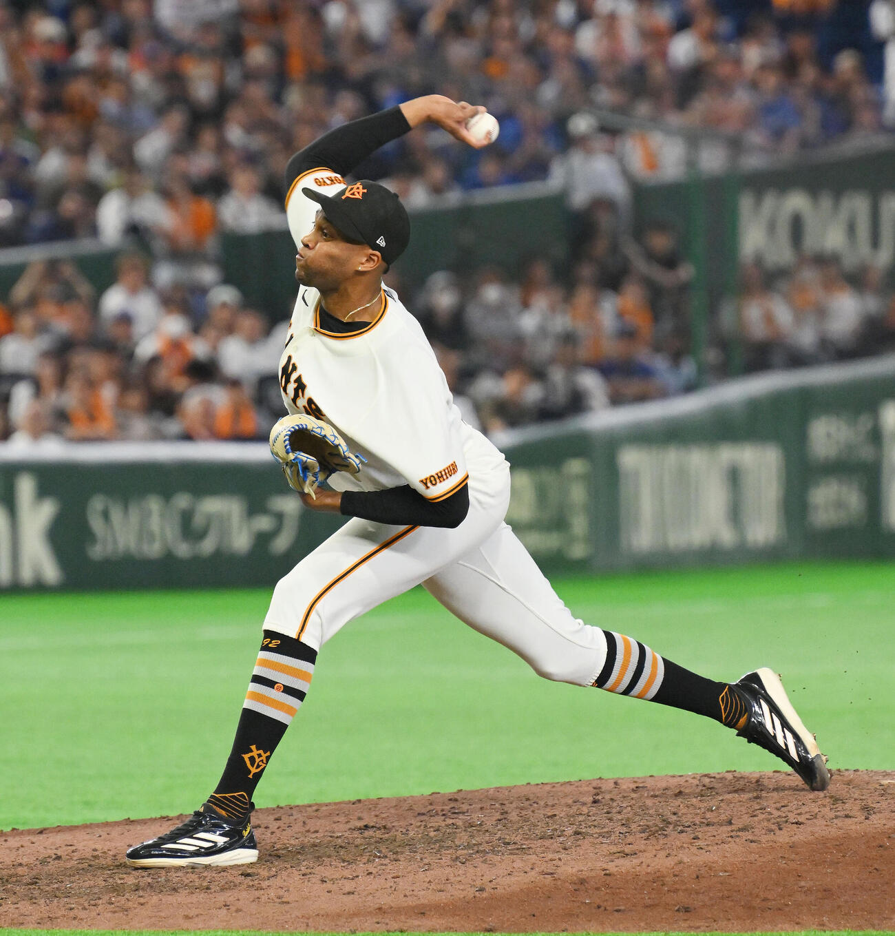 巨人対中日　9回表、巨人3番手で登板し試合を締めたライデル・マルティネス（撮影・滝沢徹郎）