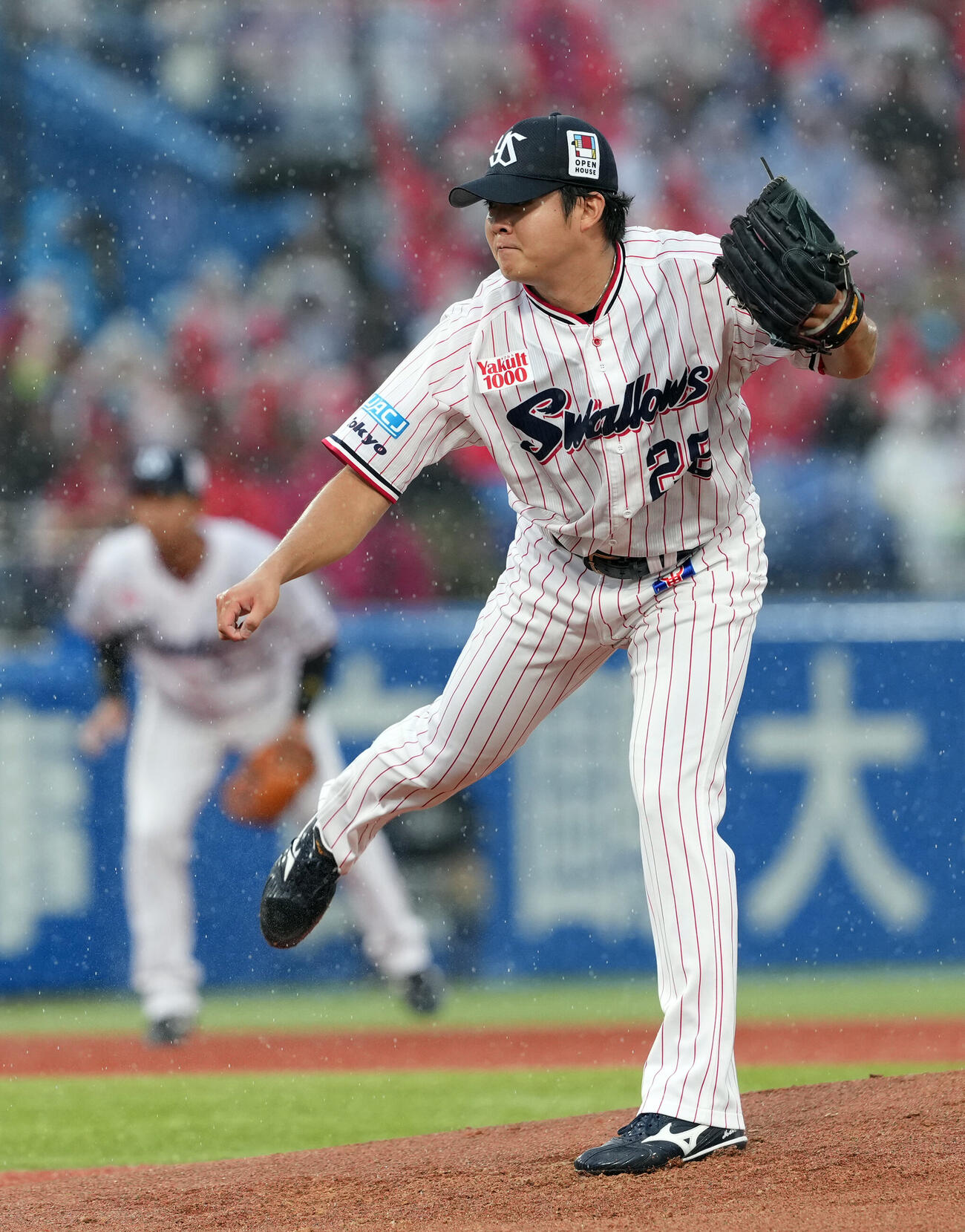 ヤクルト対広島　ヤクルトの先発松本健吾（撮影・たえ見朱実）