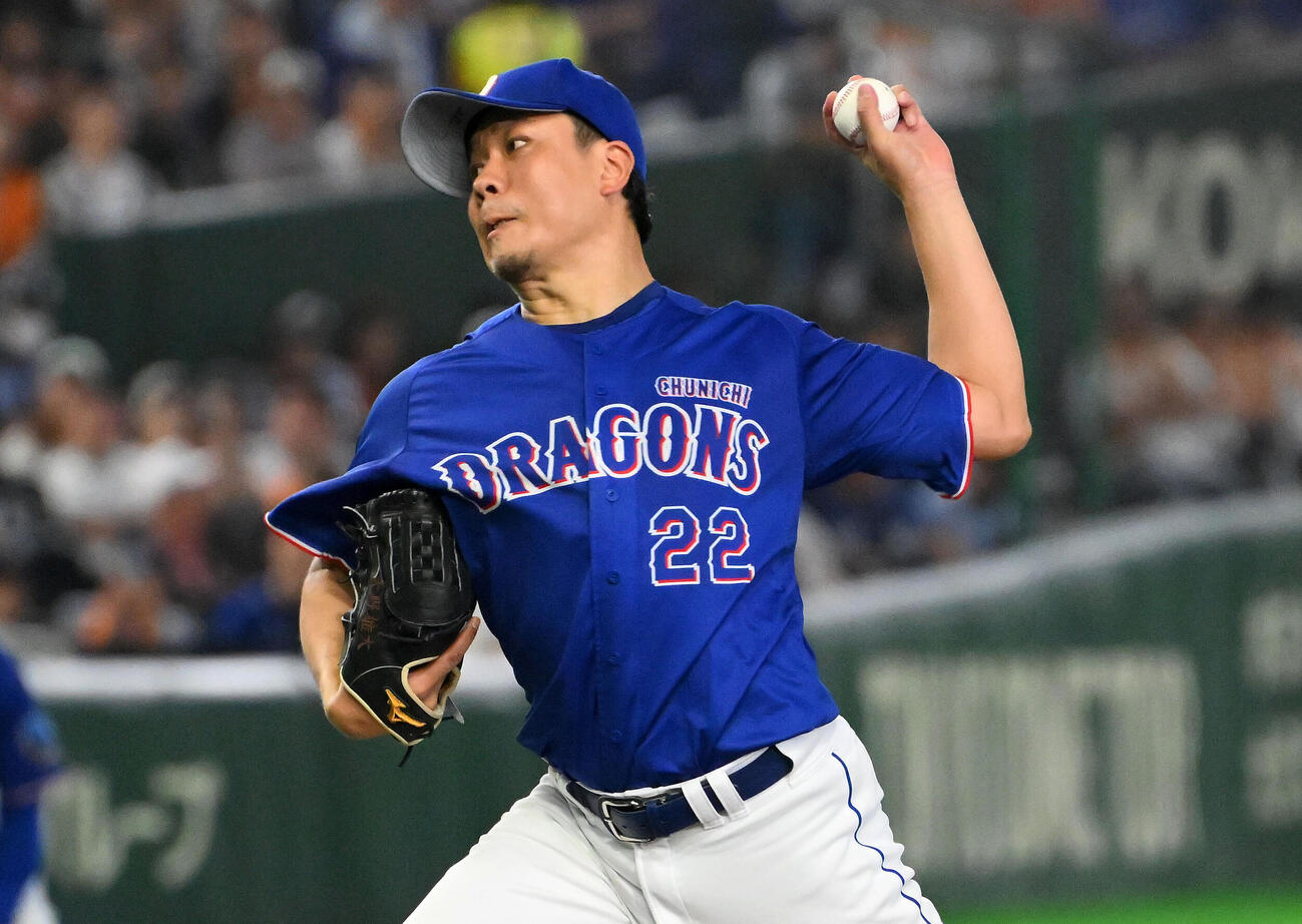 巨人対中日　力投する中日先発の大野雄大（撮影・滝沢徹郎）