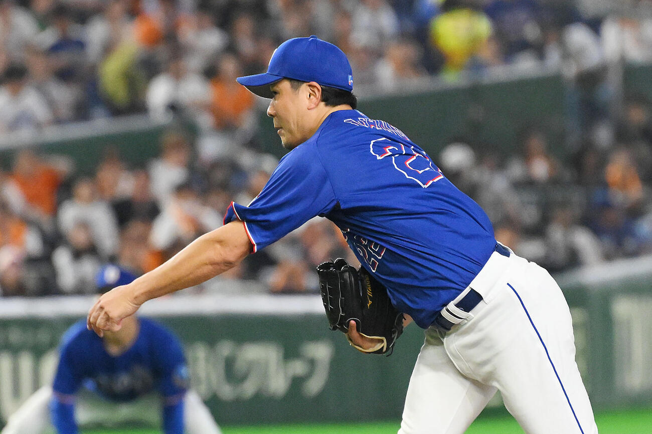 巨人対中日　力投する中日先発の大野雄大（撮影・滝沢徹郎）