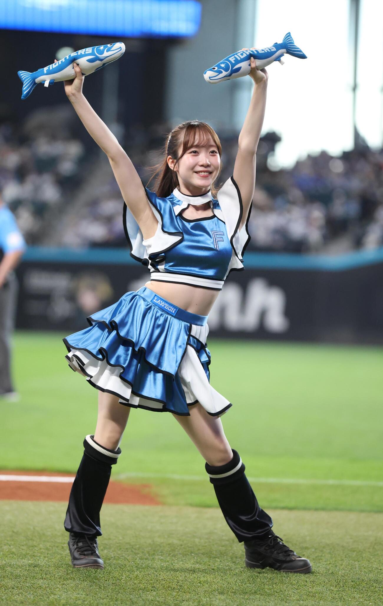 ファイターズガール南部彩華