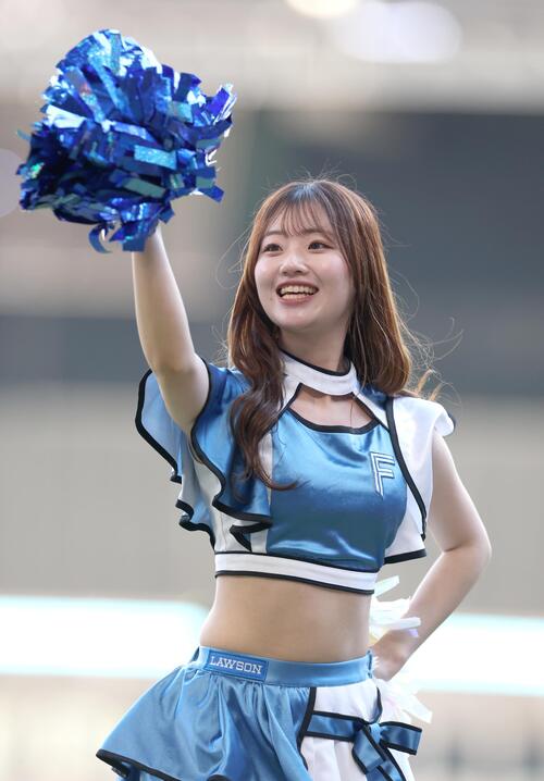 ファイターズガール新井田愛理