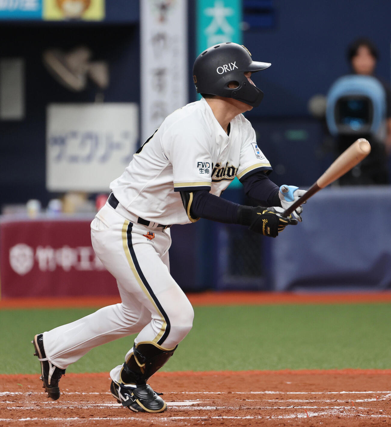 オリックス対西武　5回裏オリックス1死二塁、山中稜真は適時二塁打を放つ（撮影・西尾就之）