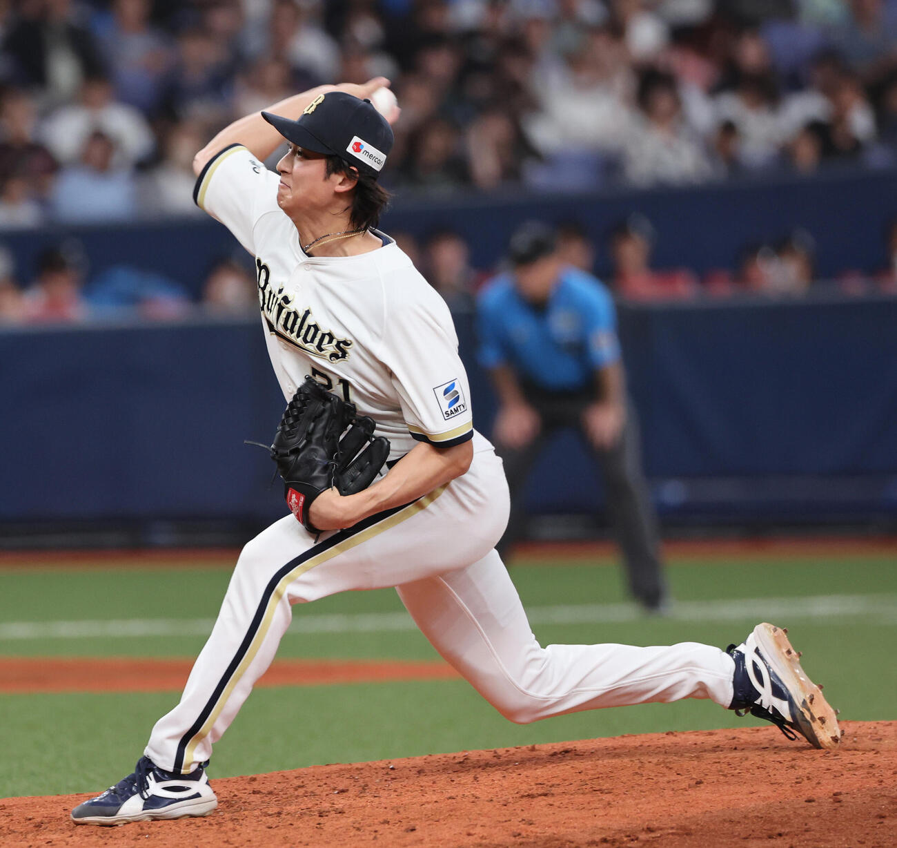 オリックス対西武　7回から登板のオリックス2番手の山崎颯一郎（撮影・西尾就之）