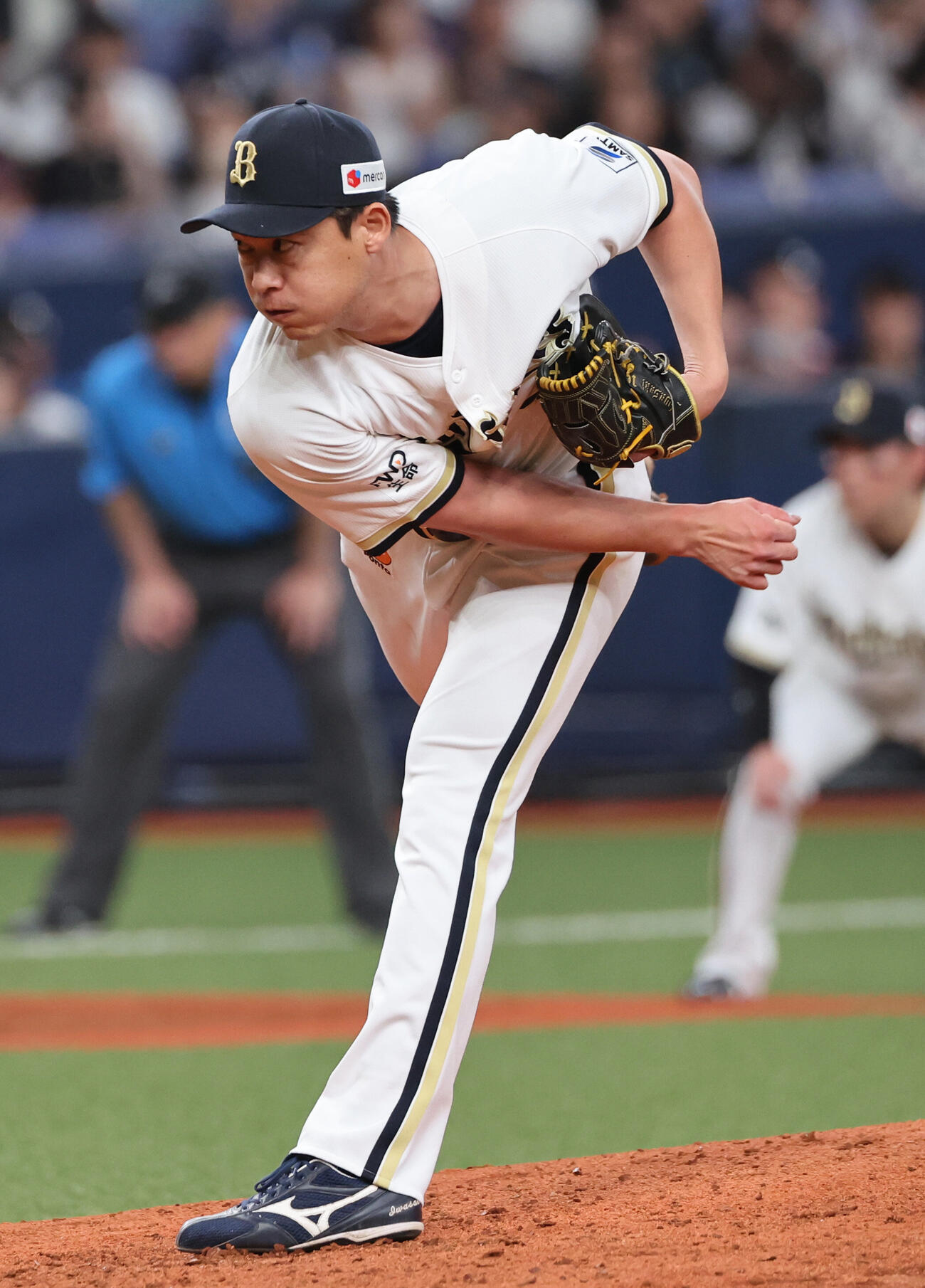 オリックス対西武　8回から登板のオリックス3番手岩崎翔（撮影・西尾就之）