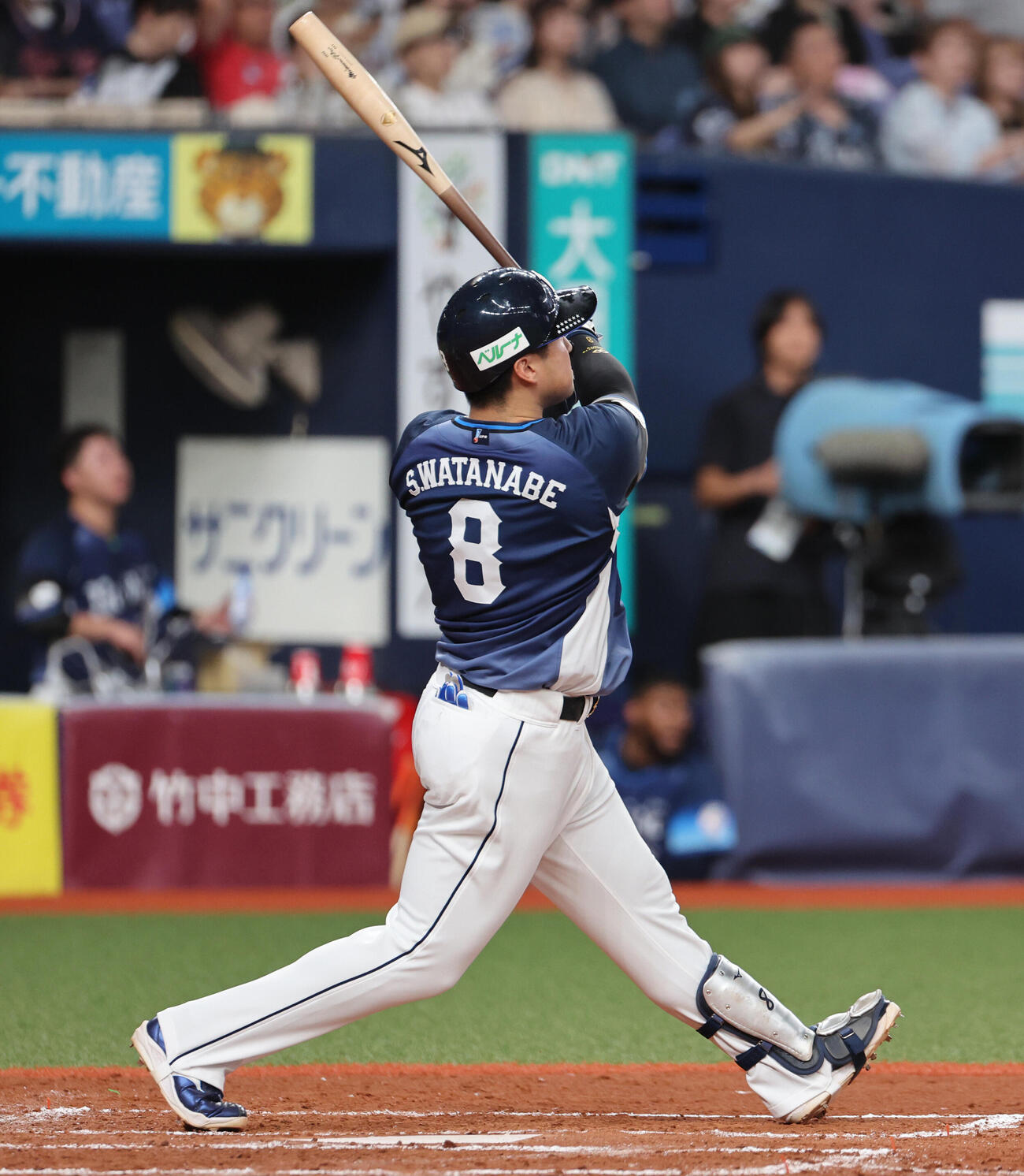オリックス対西武　4回表西武2死一、二塁、渡部聖弥は本塁打を放つ（撮影・西尾就之）