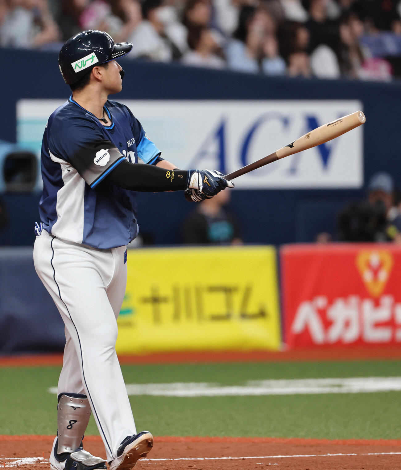 オリックス対西武　4回表西武2死一、二塁、渡部聖弥は本塁打を放つ（撮影・西尾就之）