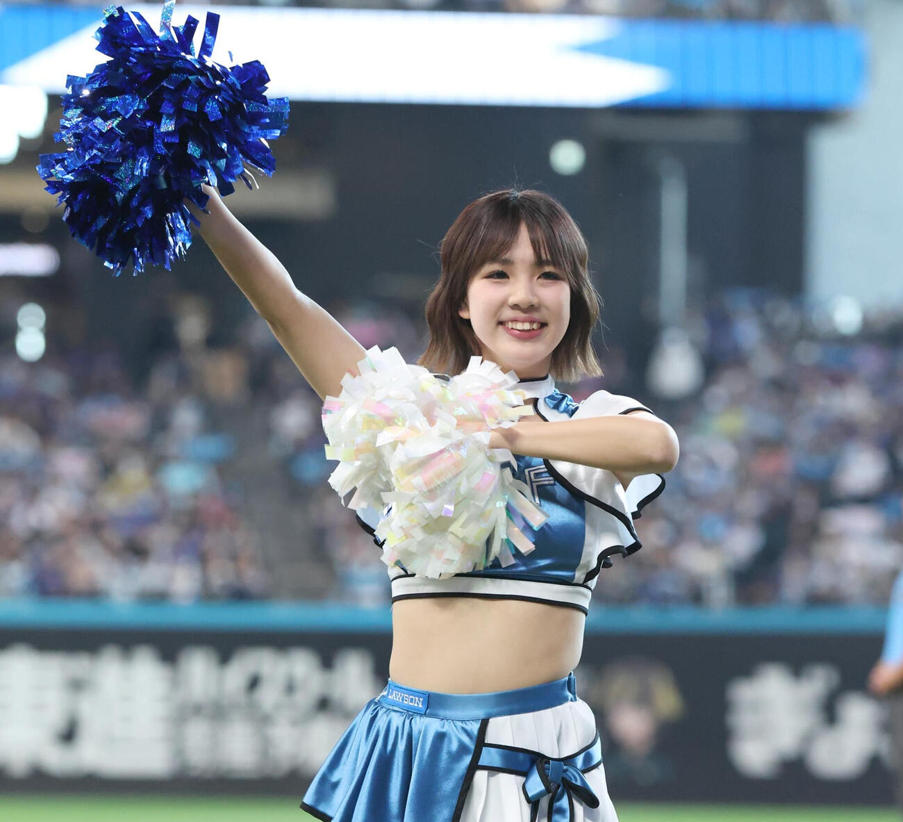 ファイターズガール長谷川桜子