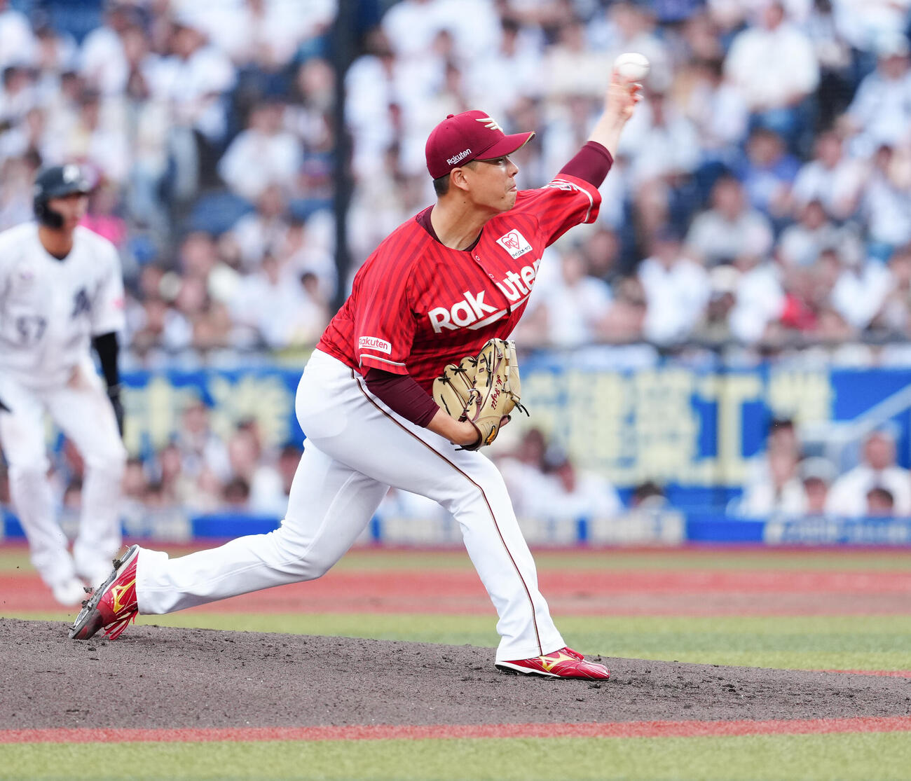 ロッテ対楽天　先発し力投する楽天藤井聖（撮影・鈴木みどり）