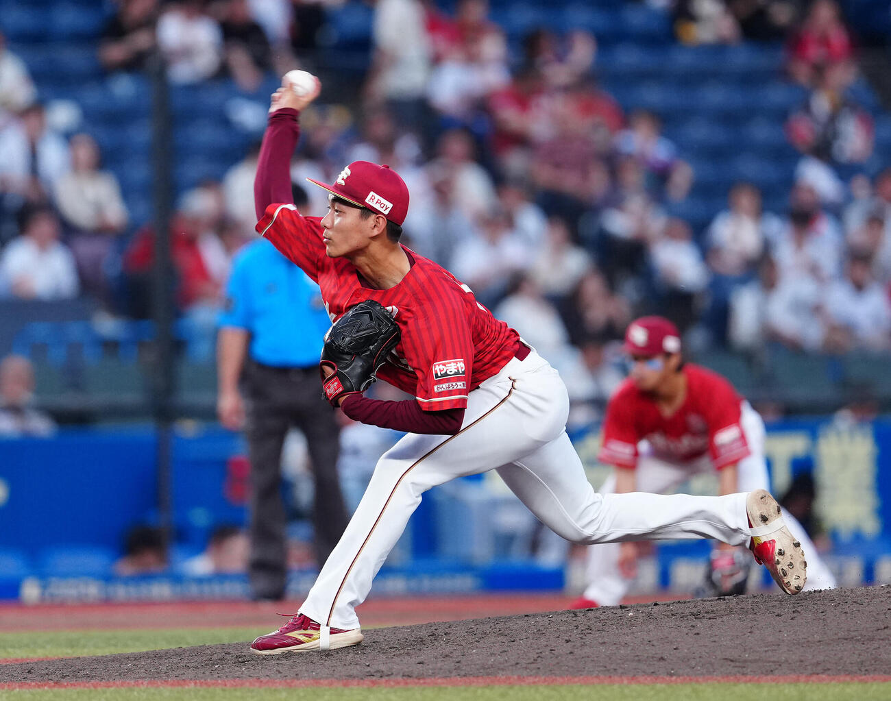 ロッテ対楽天　5回裏から3番手で登板した楽天藤原聡大（撮影・鈴木みどり）