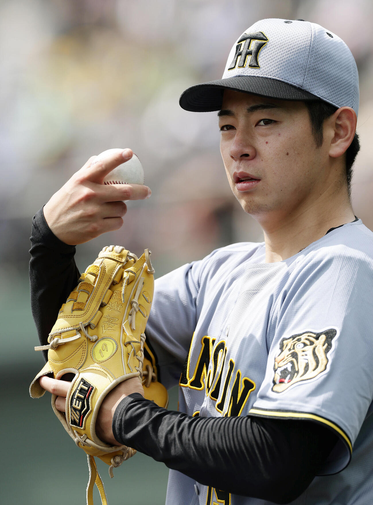 ファーム・リーグ西地区オリックス戦で投球に備える阪神下村海翔（撮影・前田充）