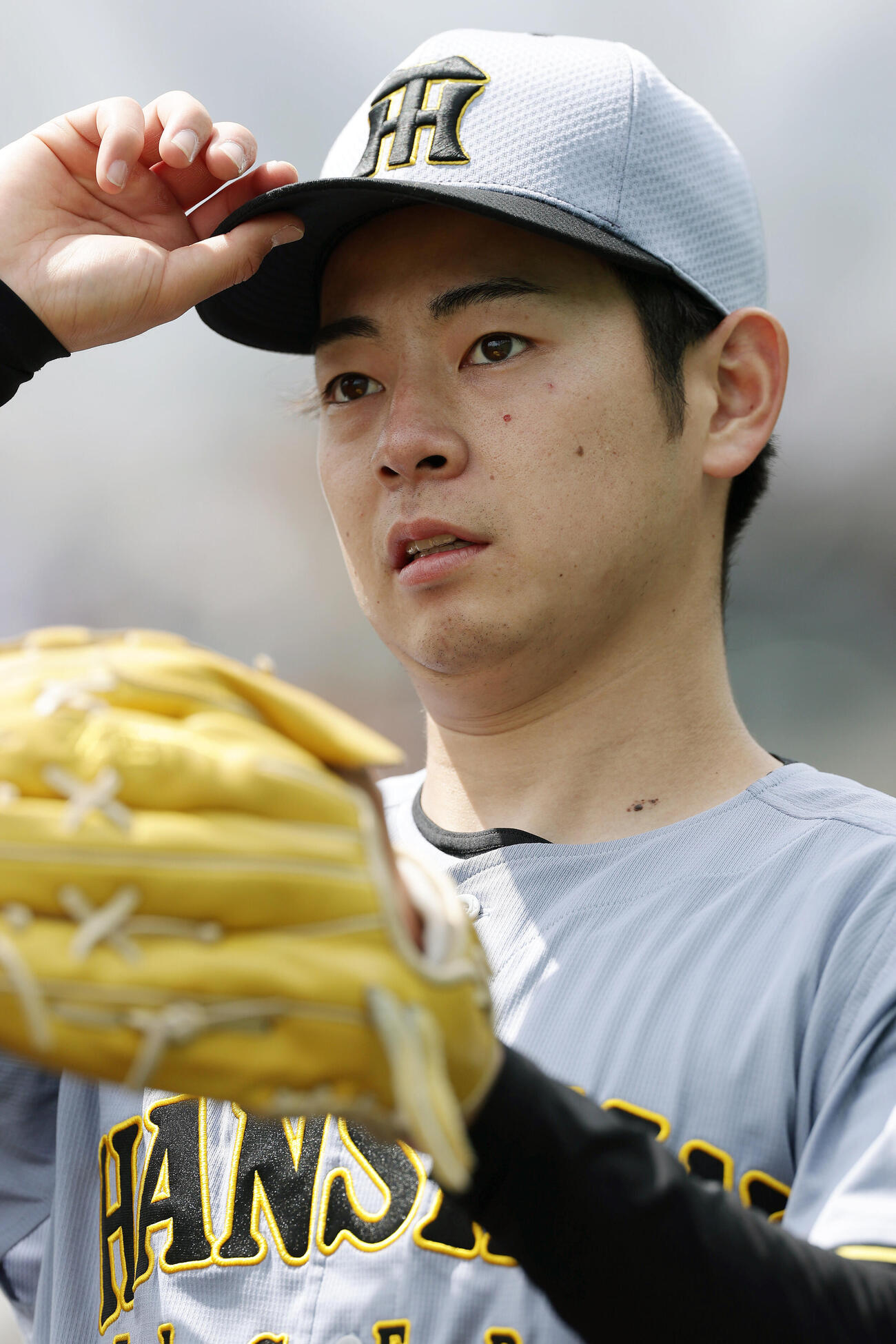 ファーム・リーグ西地区オリックス戦で投球に備える阪神下村海翔（撮影・前田充）