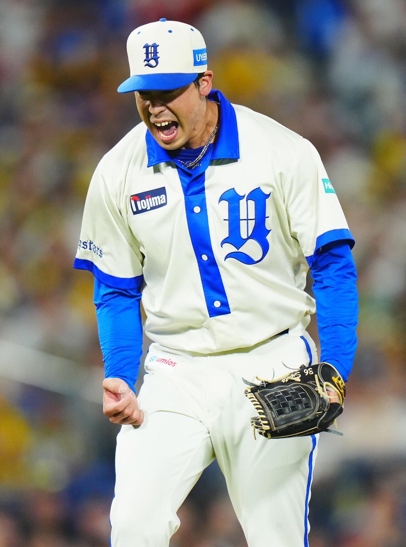 DeNA対阪神　5回表阪神2死一塁、大山悠輔を空振り三振に仕留め雄たけびをあげる尾形崇斗（撮影・垰建太）