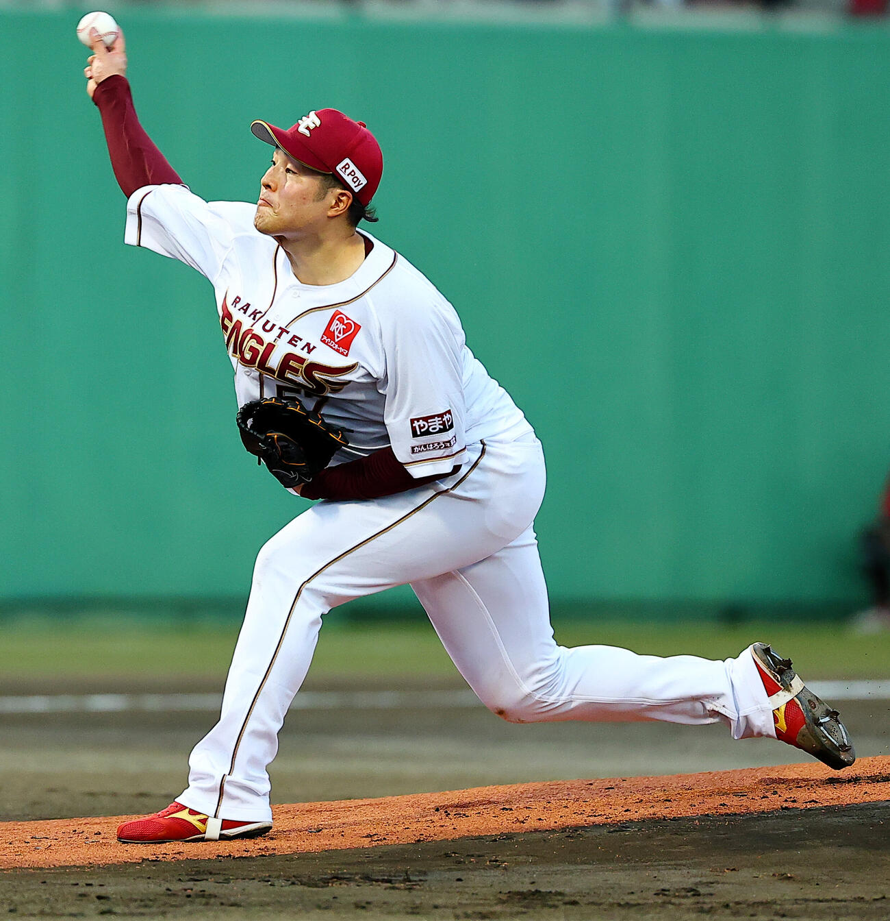 楽天対西武　楽天先発の滝中瞭太（撮影・野上伸悟）