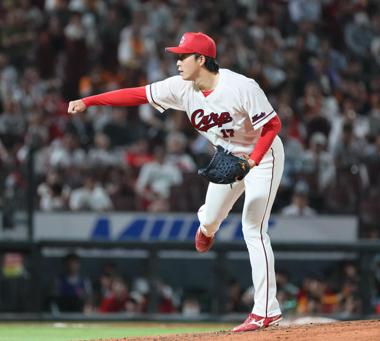 広島対巨人　8回表巨人、広島4番手の常広羽也斗（撮影・加藤孝規）