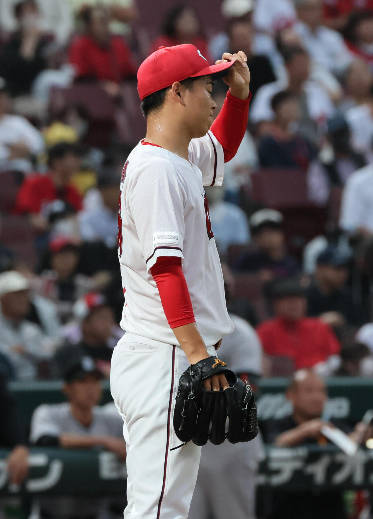 広島対巨人　3回表巨人2死二塁、松本剛に左前適時打を浴びた玉村昇悟（撮影・加藤孝規）