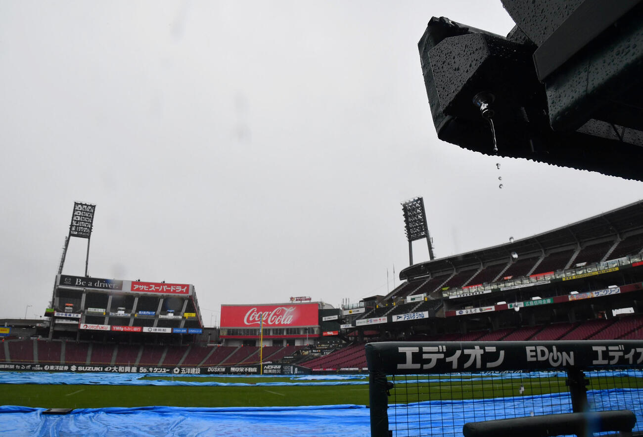広島対巨人は雨天中止となった（撮影・岩下翔太）